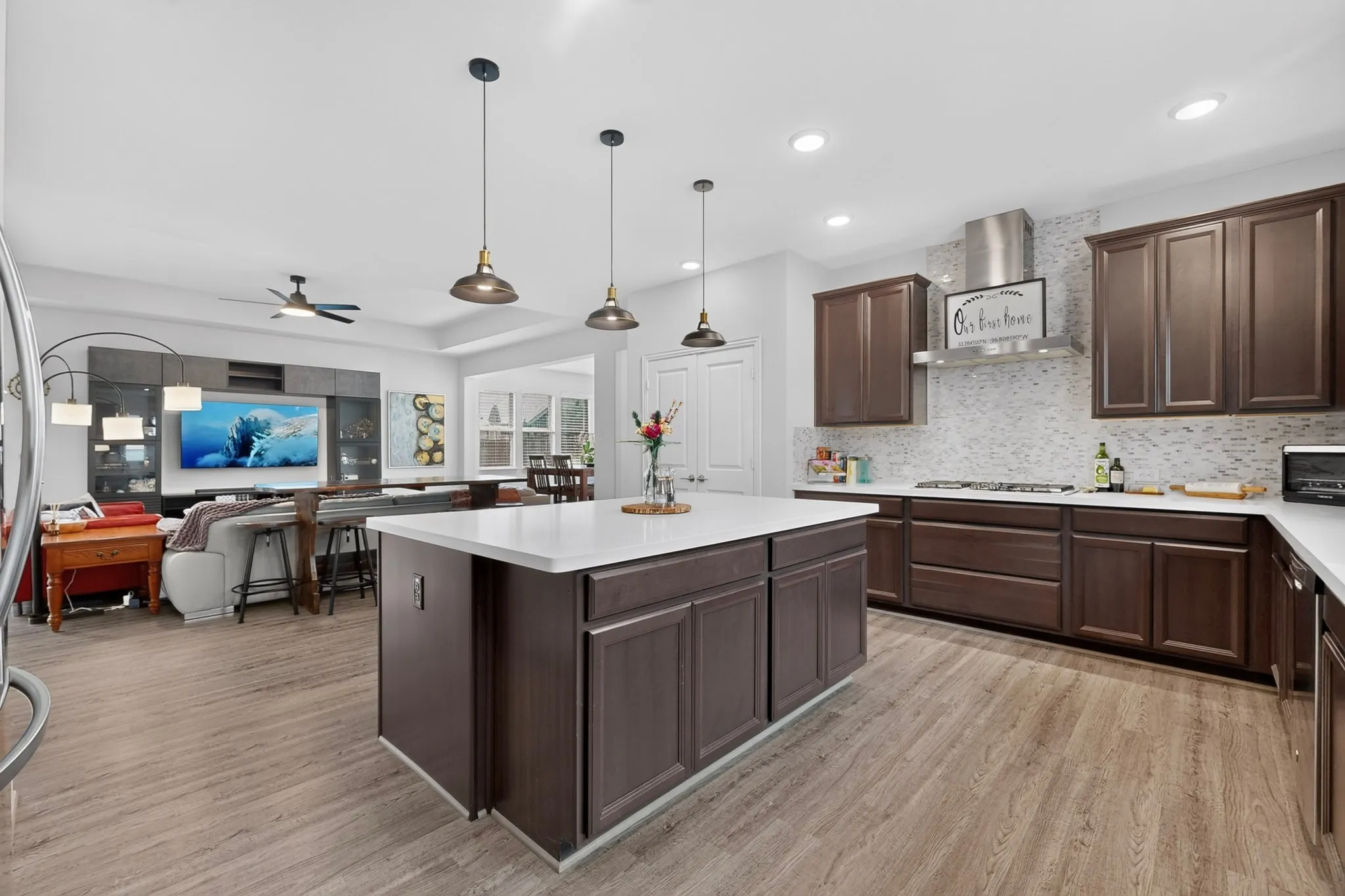 Single Family Residence For Sale in Collin County , 1635 Sweetwater Way, Celina, Texas 75009, 2 Bedroom, 2 Bathroom, 2 Garage spaces, 1,865 Sqft, built in 2020, mls#21340262, Real Estate Agent in Celina, Homes For Sale in Collin county, Homes For Sale in Celina, Realtor in Celina Texas, Real Estate Brokerage Independent Realty Texas, Luminita Cordes Realtor
