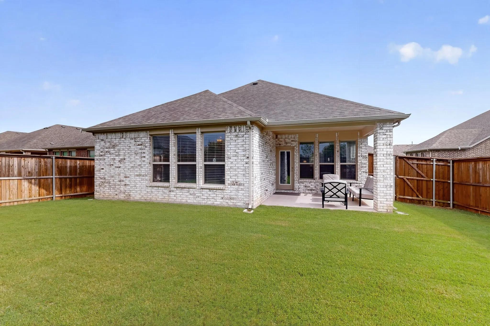 Single Family Residence For Sale in Collin County , 1635 Sweetwater Way, Celina, Texas 75009, 2 Bedroom, 2 Bathroom, 2 Garage spaces, 1,865 Sqft, built in 2020, mls#21340262, Real Estate Agent in Celina, Homes For Sale in Collin county, Homes For Sale in Celina, Realtor in Celina Texas, Real Estate Brokerage Independent Realty Texas, Luminita Cordes Realtor
