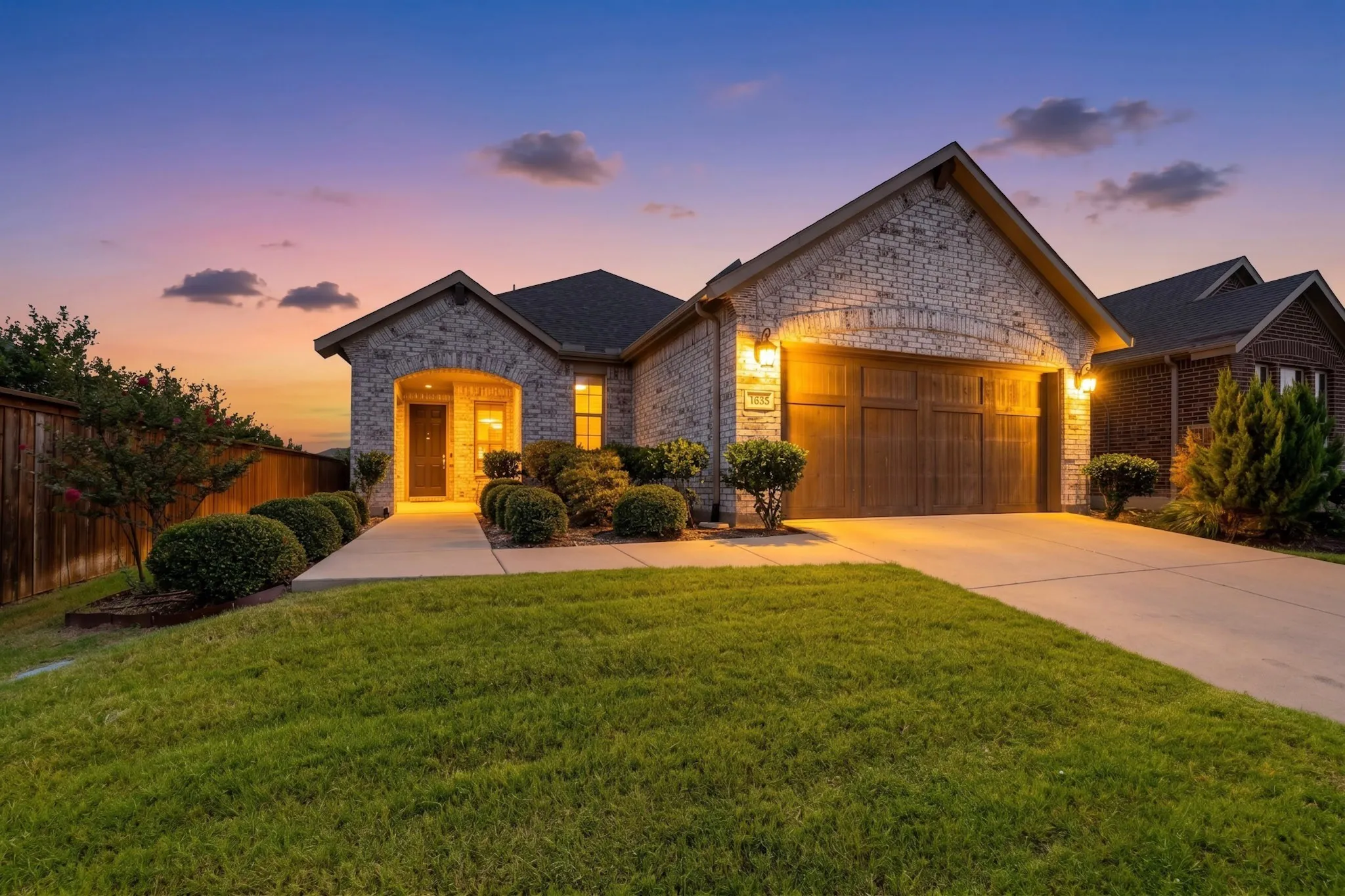 Single Family Residence For Sale in Collin County , 1635 Sweetwater Way, Celina, Texas 75009, 2 Bedroom, 2 Bathroom, 2 Garage spaces, 1,865 Sqft, built in 2020, mls#21340262, Real Estate Agent in Celina, Homes For Sale in Collin county, Homes For Sale in Celina, Realtor in Celina Texas, Real Estate Brokerage Independent Realty Texas, Luminita Cordes Realtor