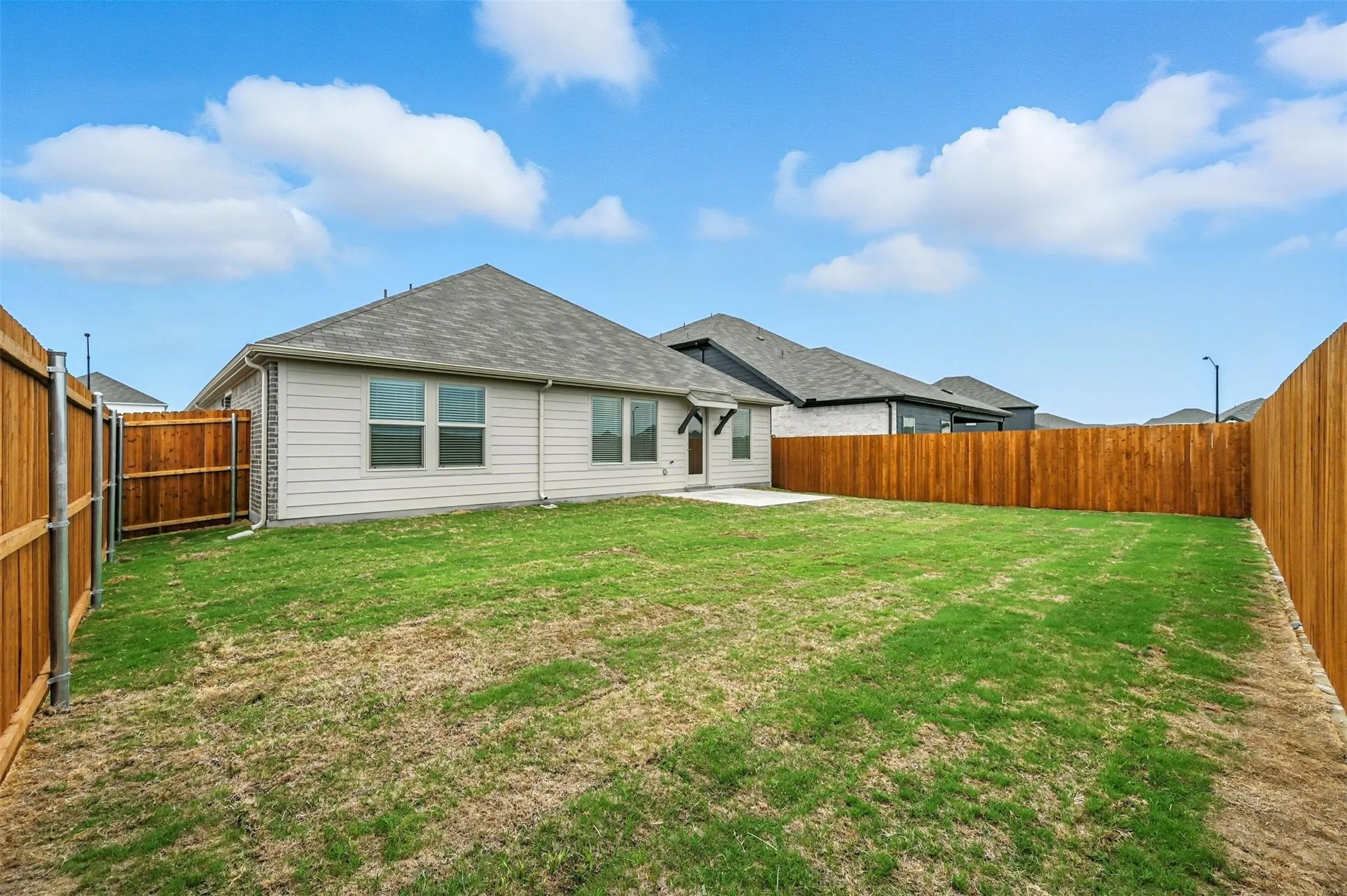 Single Family Residence For Rent in Tarrant County , 6629 Coyote Valley Trail, Fort Worth, Texas 76036, 3 Bedroom, 2 Bathroom, 2 Garage spaces, 1,659 Sqft, built in 2025, mls#21340934, Real Estate Agent in Fort Worth, Homes For Rent in Tarrant county, Homes For Rent in Fort Worth, Realtor in Fort Worth Texas, Real Estate Brokerage Independent Realty Texas, Luminita Cordes Realtor