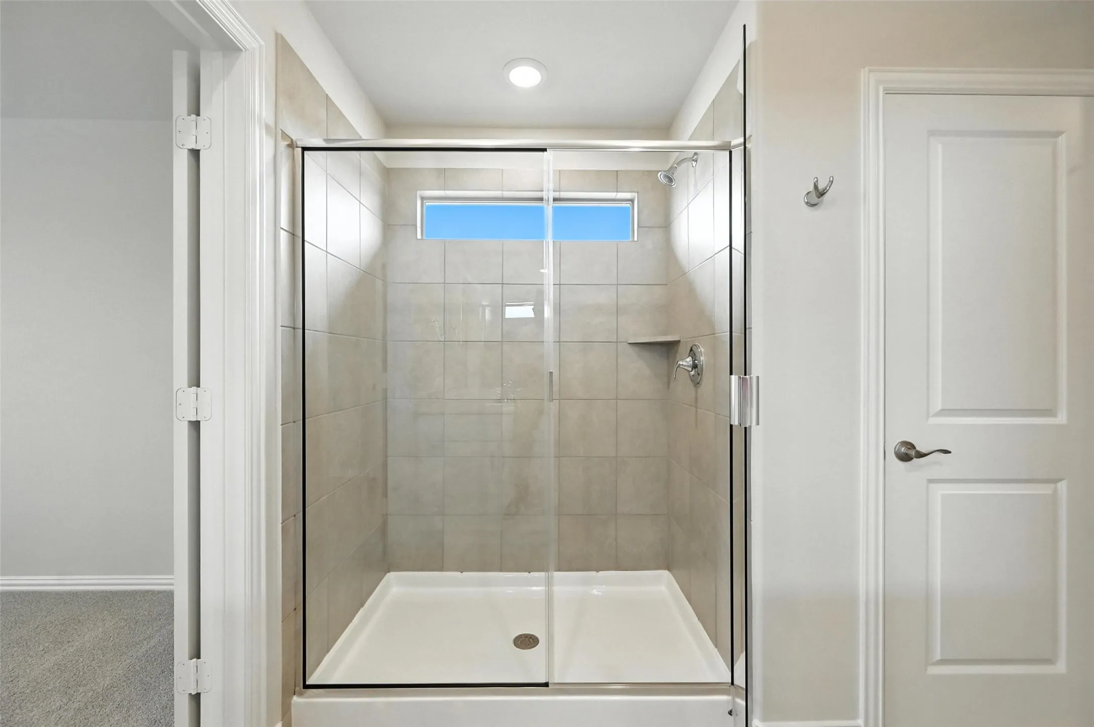 Single Family Residence For Rent in Tarrant County , 6629 Coyote Valley Trail, Fort Worth, Texas 76036, 3 Bedroom, 2 Bathroom, 2 Garage spaces, 1,659 Sqft, built in 2025, mls#21340934, Real Estate Agent in Fort Worth, Homes For Rent in Tarrant county, Homes For Rent in Fort Worth, Realtor in Fort Worth Texas, Real Estate Brokerage Independent Realty Texas, Luminita Cordes Realtor