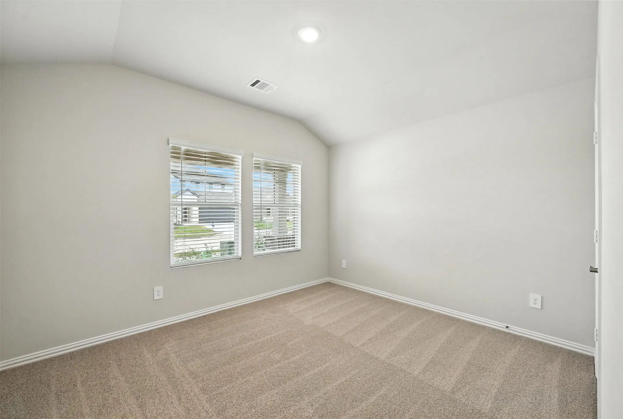 Single Family Residence For Rent in Tarrant County , 6629 Coyote Valley Trail, Fort Worth, Texas 76036, 3 Bedroom, 2 Bathroom, 2 Garage spaces, 1,659 Sqft, built in 2025, mls#21340934, Real Estate Agent in Fort Worth, Homes For Rent in Tarrant county, Homes For Rent in Fort Worth, Realtor in Fort Worth Texas, Real Estate Brokerage Independent Realty Texas, Luminita Cordes Realtor