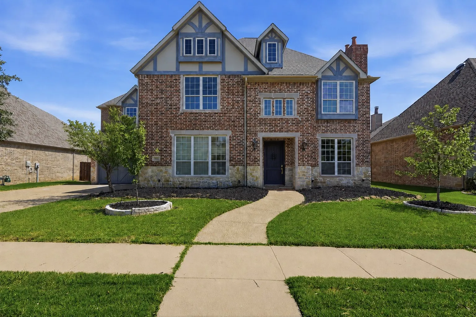 Single Family Residence For Sale in Denton County , 3313 Lochside, The Colony, Texas 75056, 5 Bedroom, 6 Bathroom, 3 Garage spaces, 5,142 Sqft, built in 2008, mls#21330746, Real Estate Agent in The Colony, Homes For Sale in Denton county, Homes For Sale in The Colony, Realtor in The Colony Texas, Real Estate Brokerage Independent Realty Texas, Luminita Cordes Realtor