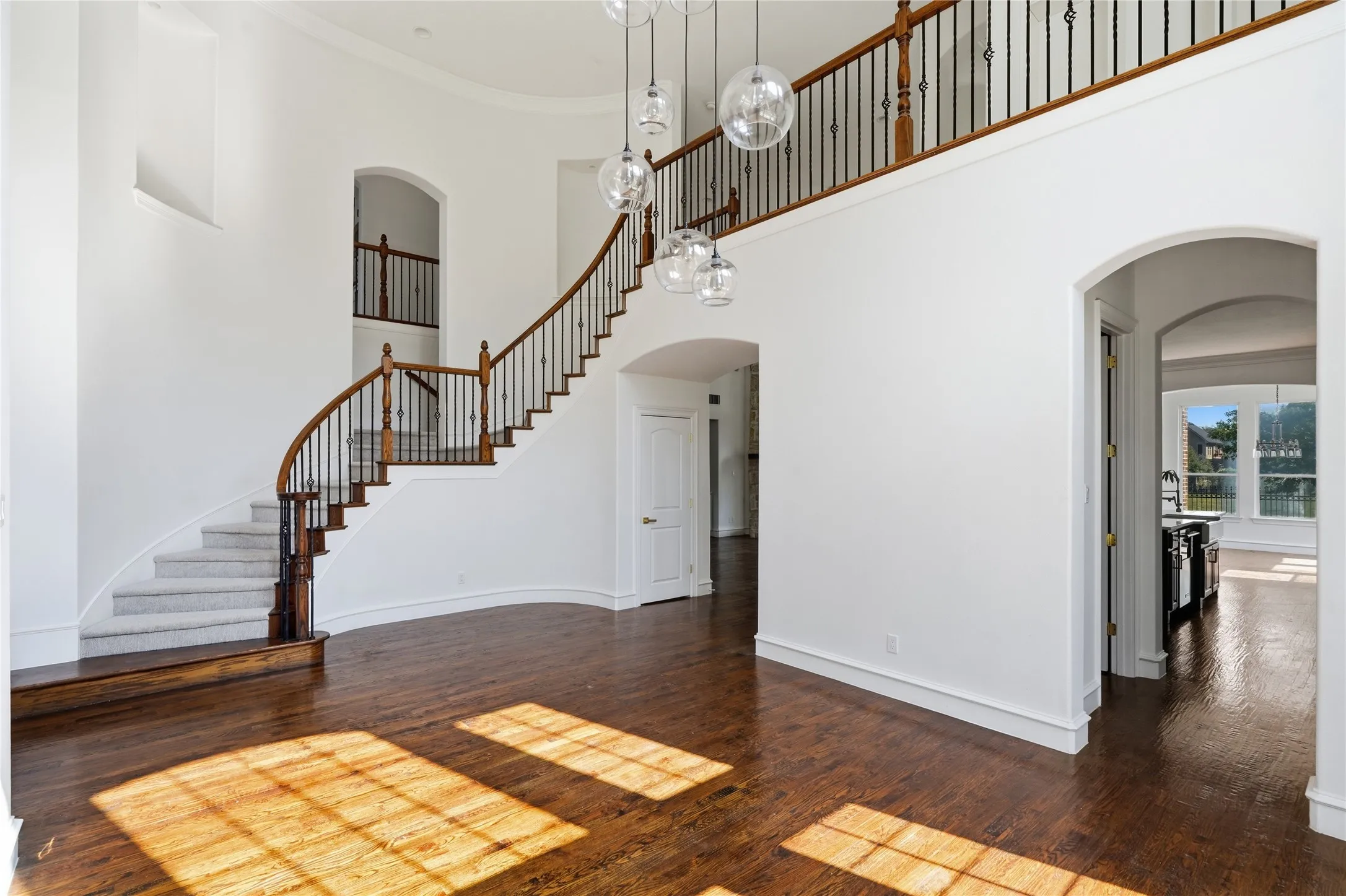 Single Family Residence For Sale in Denton County , 3313 Lochside, The Colony, Texas 75056, 5 Bedroom, 6 Bathroom, 3 Garage spaces, 5,142 Sqft, built in 2008, mls#21330746, Real Estate Agent in The Colony, Homes For Sale in Denton county, Homes For Sale in The Colony, Realtor in The Colony Texas, Real Estate Brokerage Independent Realty Texas, Luminita Cordes Realtor