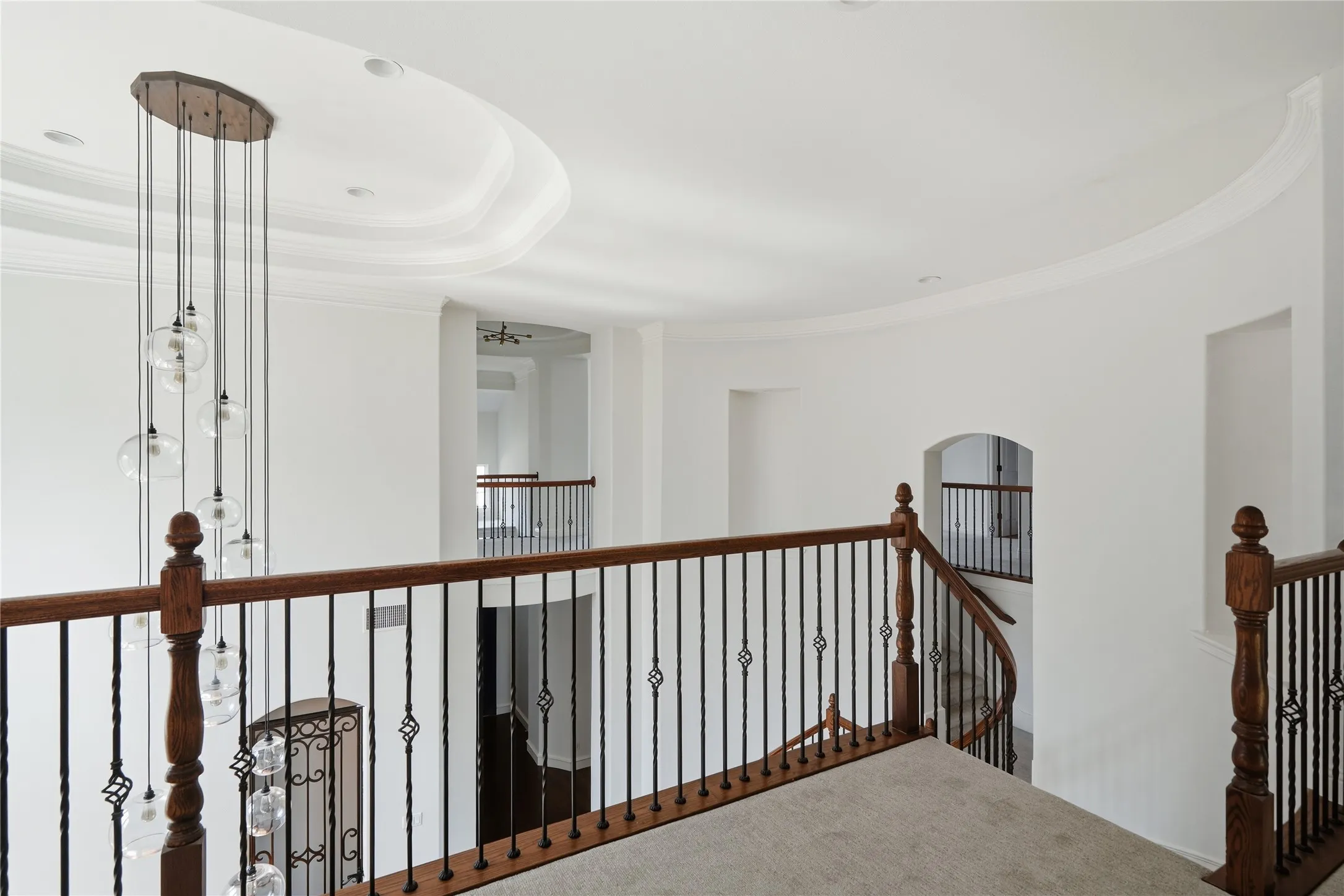 Single Family Residence For Sale in Denton County , 3313 Lochside, The Colony, Texas 75056, 5 Bedroom, 6 Bathroom, 3 Garage spaces, 5,142 Sqft, built in 2008, mls#21330746, Real Estate Agent in The Colony, Homes For Sale in Denton county, Homes For Sale in The Colony, Realtor in The Colony Texas, Real Estate Brokerage Independent Realty Texas, Luminita Cordes Realtor