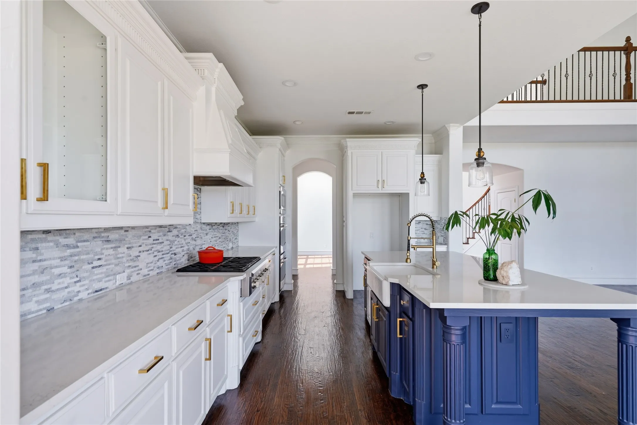 Single Family Residence For Sale in Denton County , 3313 Lochside, The Colony, Texas 75056, 5 Bedroom, 6 Bathroom, 3 Garage spaces, 5,142 Sqft, built in 2008, mls#21330746, Real Estate Agent in The Colony, Homes For Sale in Denton county, Homes For Sale in The Colony, Realtor in The Colony Texas, Real Estate Brokerage Independent Realty Texas, Luminita Cordes Realtor