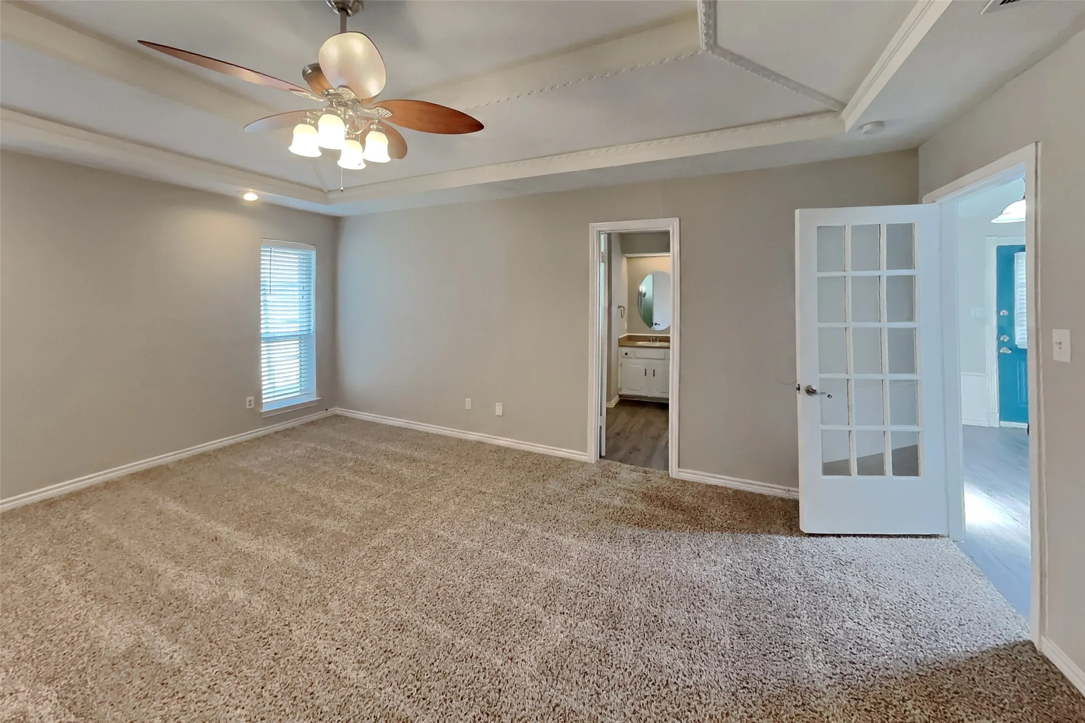 Single Family Residence For Rent in Denton County , 1944 Chesham Drive, Carrollton, Texas 75007, 3 Bedroom, 3 Bathroom, 2 Garage spaces, 2,141 Sqft, built in 1978, Price $2,540, mls#21340940, Real Estate Agent in Carrollton, Homes For Rent in Denton county, Homes For Rent in Carrollton, Realtor in Carrollton Texas, Real Estate Brokerage Independent Realty Texas, Luminita Cordes Realtor