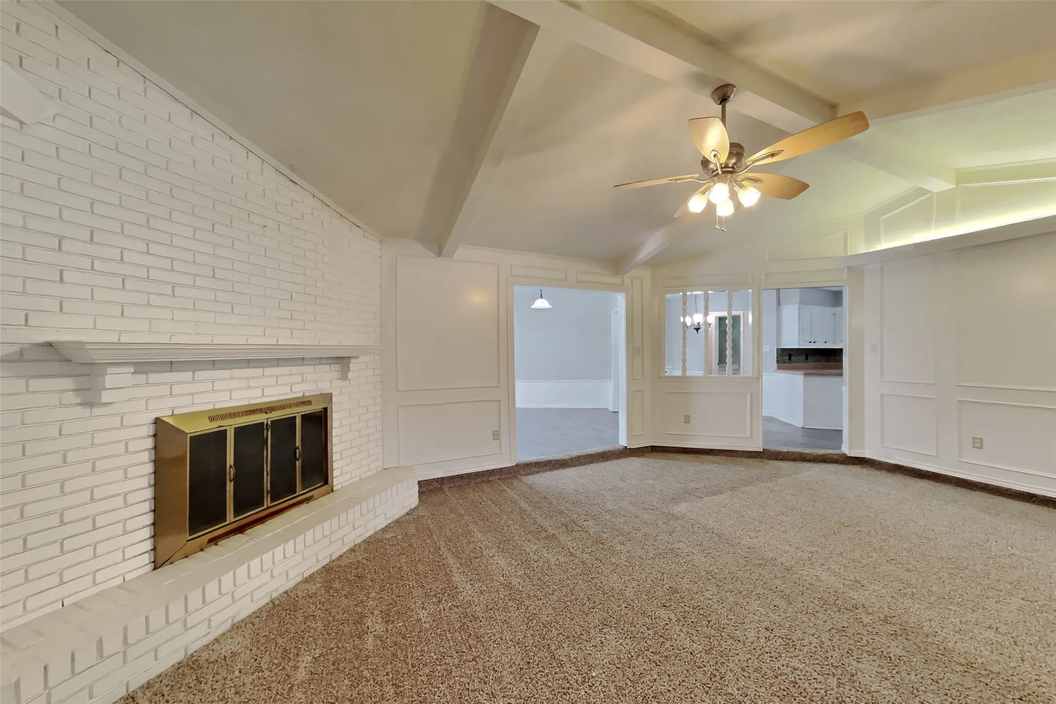 Single Family Residence For Rent in Denton County , 1944 Chesham Drive, Carrollton, Texas 75007, 3 Bedroom, 3 Bathroom, 2 Garage spaces, 2,141 Sqft, built in 1978, Price $2,540, mls#21340940, Real Estate Agent in Carrollton, Homes For Rent in Denton county, Homes For Rent in Carrollton, Realtor in Carrollton Texas, Real Estate Brokerage Independent Realty Texas, Luminita Cordes Realtor