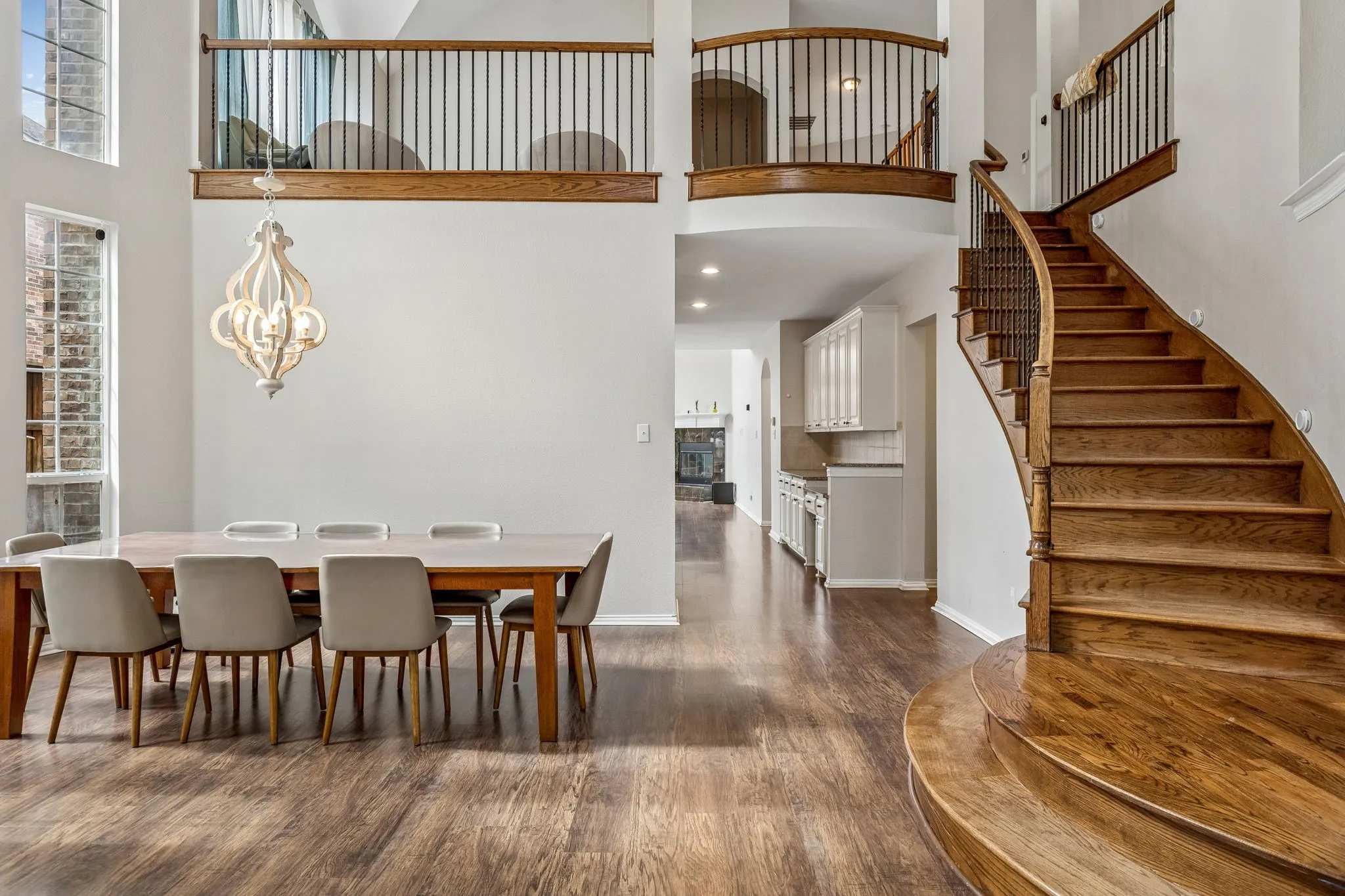 Sweeping staircase.