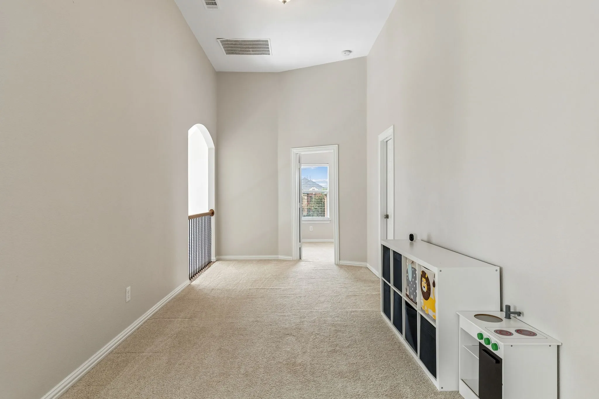 Single Family Residence For Rent in Denton County , 2245 Jaguar Drive, Frisco, Texas 75033, 5 Bedroom, 4 Bathroom, 2 Garage spaces, 3,878 Sqft, built in 2009, mls#21339257, Real Estate Agent in Frisco, Homes For Rent in Denton county, Homes For Rent in Frisco, Realtor in Frisco Texas, Real Estate Brokerage Independent Realty Texas, Luminita Cordes Realtor