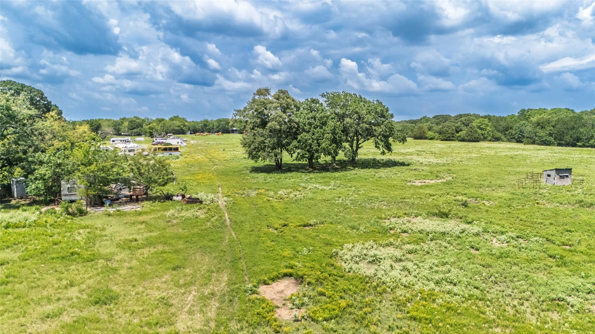 Single Family Residence For Sale in Hunt County , 1611 County Road 4104, Greenville, Texas 75401, 0, 0, Garage spaces, 1,540 Sqft, built in 1959, Price $850,000, mls#21340948, Real Estate Agent in Greenville, Homes For Sale in Hunt county, Homes For Sale in Greenville, Realtor in Greenville Texas, Real Estate Brokerage Independent Realty Texas, Luminita Cordes Realtor