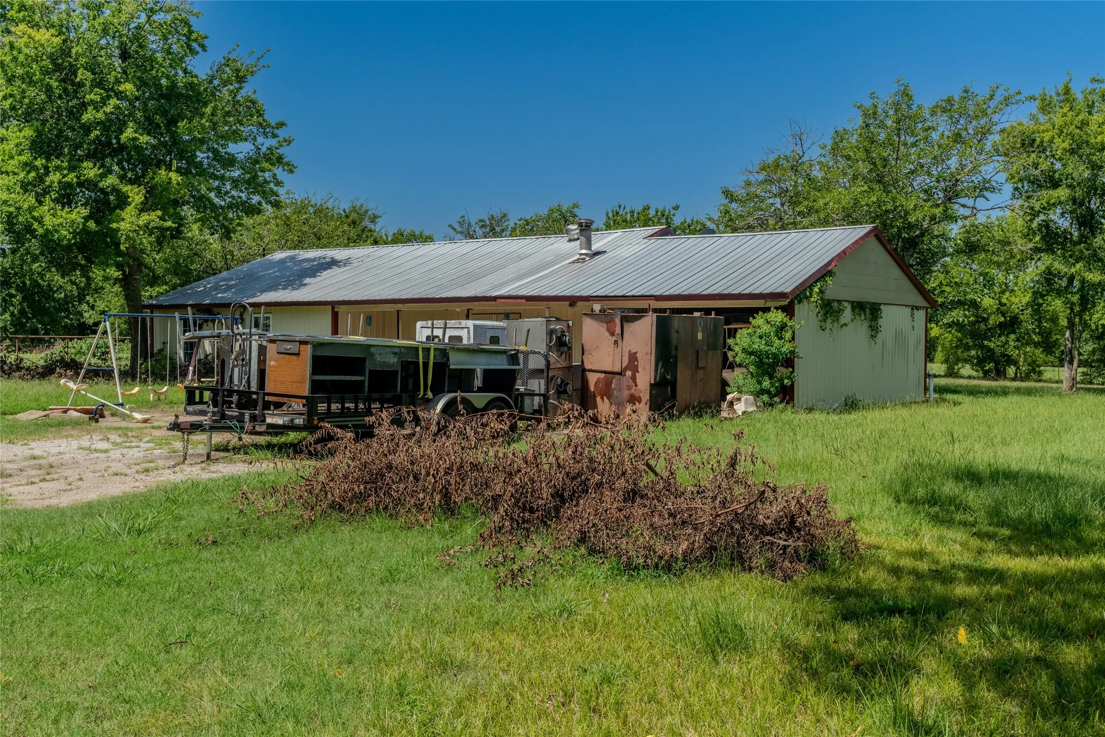 Single Family Residence For Sale in Hunt County , 1611 County Road 4104, Greenville, Texas 75401, 0, 0, Garage spaces, 1,540 Sqft, built in 1959, Price $850,000, mls#21340948, Real Estate Agent in Greenville, Homes For Sale in Hunt county, Homes For Sale in Greenville, Realtor in Greenville Texas, Real Estate Brokerage Independent Realty Texas, Luminita Cordes Realtor