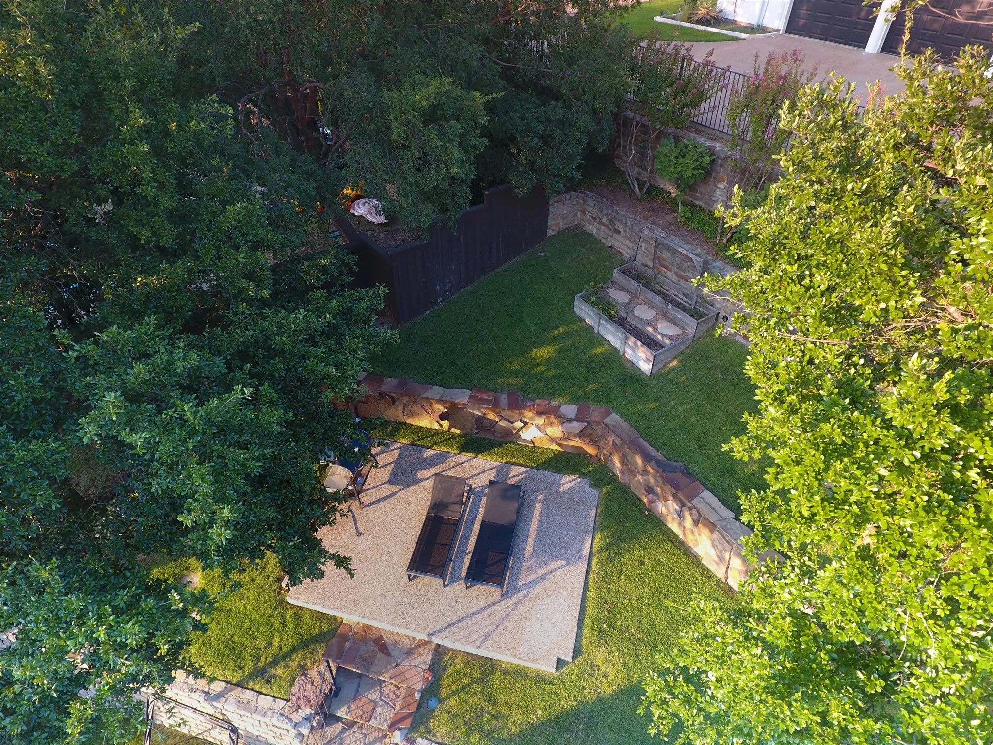 Single Family Residence For Sale in Denton County , 805 Lake Breeze Drive, Highland Village, Texas 75077, 4 Bedroom, 4 Bathroom, 3 Garage spaces, 3,566 Sqft, built in 1998, mls#21339901, Real Estate Agent in Highland Village, Homes For Sale in Denton county, Homes For Sale in Highland Village, Realtor in Highland Village Texas, Real Estate Brokerage Independent Realty Texas, Luminita Cordes Realtor