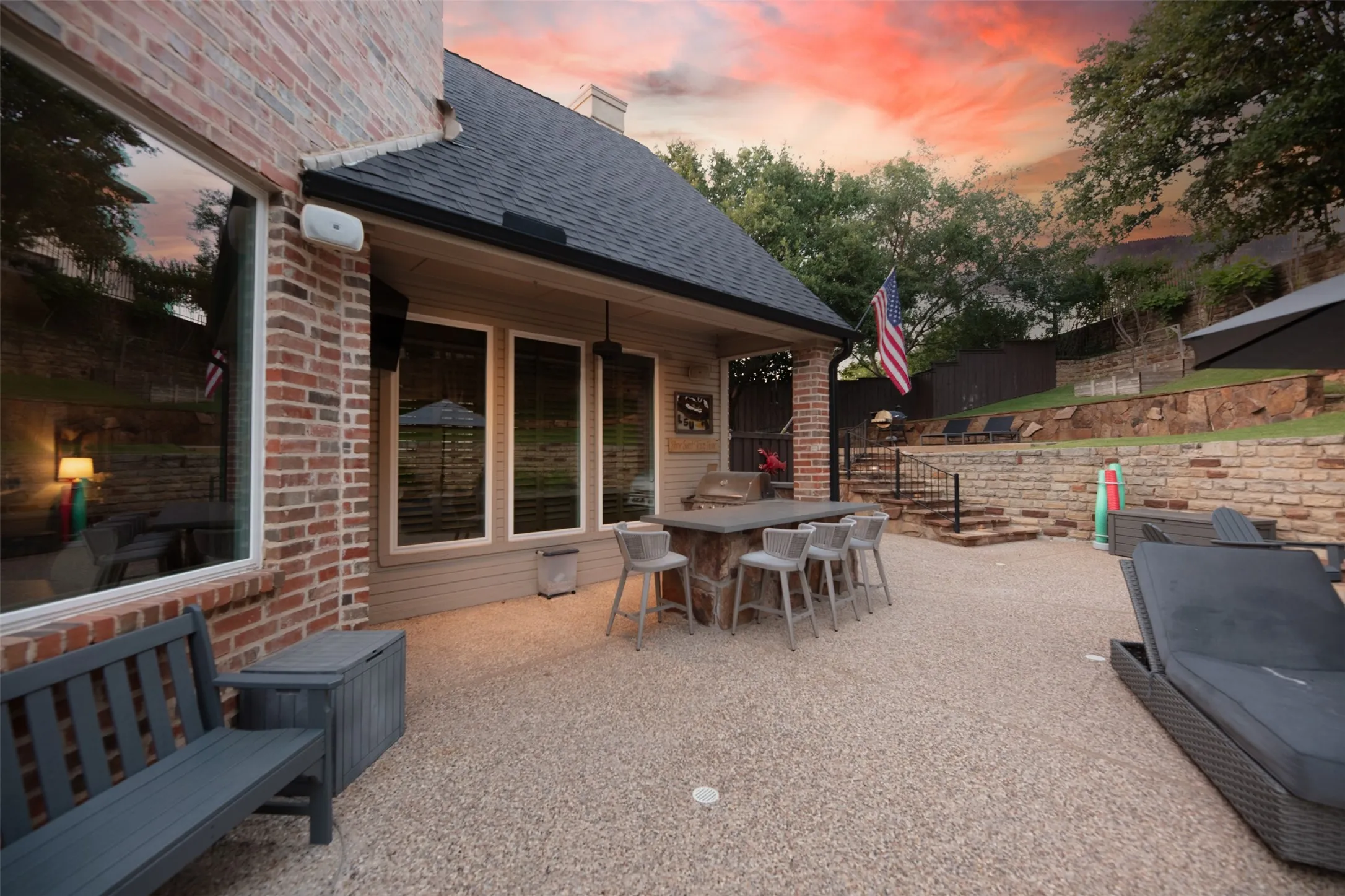 Single Family Residence For Sale in Denton County , 805 Lake Breeze Drive, Highland Village, Texas 75077, 4 Bedroom, 4 Bathroom, 3 Garage spaces, 3,566 Sqft, built in 1998, mls#21339901, Real Estate Agent in Highland Village, Homes For Sale in Denton county, Homes For Sale in Highland Village, Realtor in Highland Village Texas, Real Estate Brokerage Independent Realty Texas, Luminita Cordes Realtor