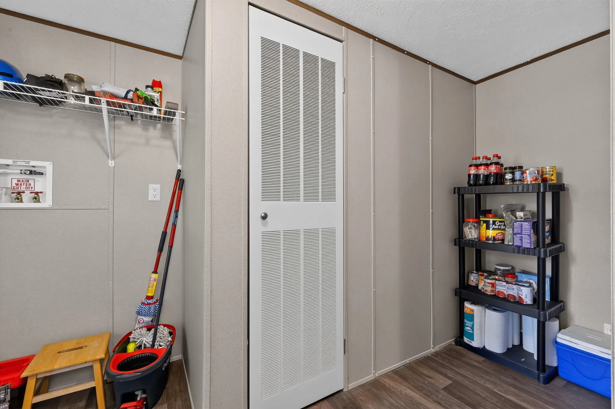 Manufactured Home For Sale in Hood County , 904 Pawnee Trail, Granbury, Texas 76048, 3 Bedroom, 2 Bathroom, Garage spaces, 1,344 Sqft, built in 2023, mls#21340783, Real Estate Agent in Granbury, Homes For Sale in Hood county, Homes For Sale in Granbury, Realtor in Granbury Texas, Real Estate Brokerage Independent Realty Texas, Luminita Cordes Realtor