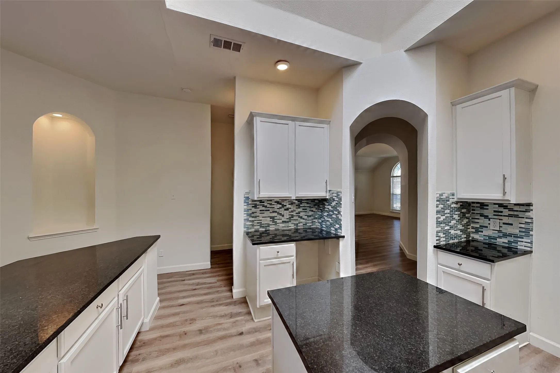 Single Family Residence For Rent in Collin County , 4307 Trailridge Drive, Frisco, Texas 75035, 4 Bedroom, 2 Bathroom, 2 Garage spaces, 2,140 Sqft, built in 1999, mls#21340955, Real Estate Agent in Frisco, Homes For Rent in Collin county, Homes For Rent in Frisco, Realtor in Frisco Texas, Real Estate Brokerage Independent Realty Texas, Luminita Cordes Realtor