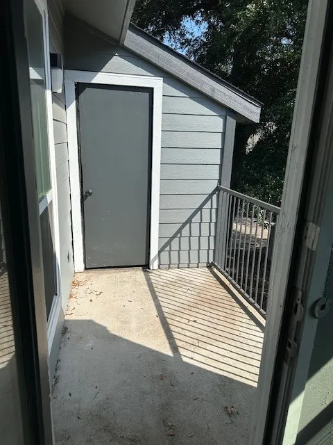 Condominium For Rent in Dallas County , 9696 Walnut Street 1616, Dallas, Texas 75243, 1 Bedroom, 1 Bathroom, Garage spaces, 730 Sqft, built in 1981, Price $895, mls#21340965, Real Estate Agent in Dallas, Homes For Rent in Dallas county, Homes For Rent in Dallas, Realtor in Dallas Texas, Real Estate Brokerage Independent Realty Texas, Luminita Cordes Realtor