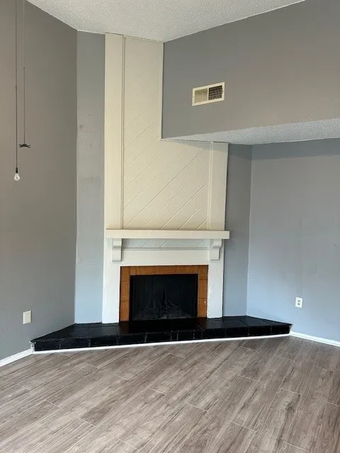 Condominium For Rent in Dallas County , 9696 Walnut Street 1616, Dallas, Texas 75243, 1 Bedroom, 1 Bathroom, Garage spaces, 730 Sqft, built in 1981, Price $895, mls#21340965, Real Estate Agent in Dallas, Homes For Rent in Dallas county, Homes For Rent in Dallas, Realtor in Dallas Texas, Real Estate Brokerage Independent Realty Texas, Luminita Cordes Realtor