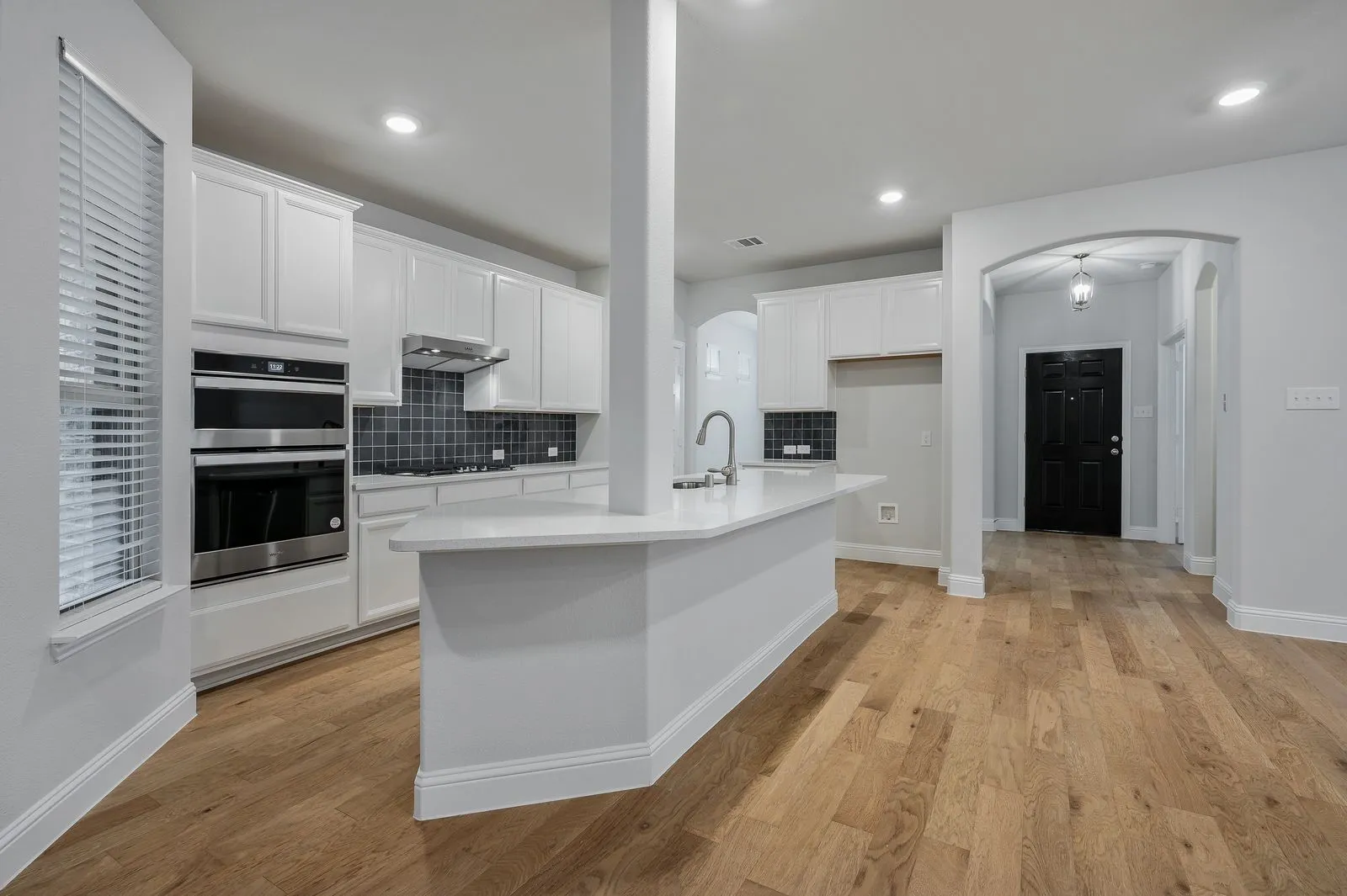 Single Family Residence For Rent in Denton County , 2037 Almassera Drive, Little Elm, Texas 75068, 3 Bedroom, 3 Bathroom, 2 Garage spaces, 2,423 Sqft, built in 2021, mls#21339427, Real Estate Agent in Little Elm, Homes For Rent in Denton county, Homes For Rent in Little Elm, Realtor in Little Elm Texas, Real Estate Brokerage Independent Realty Texas, Luminita Cordes Realtor