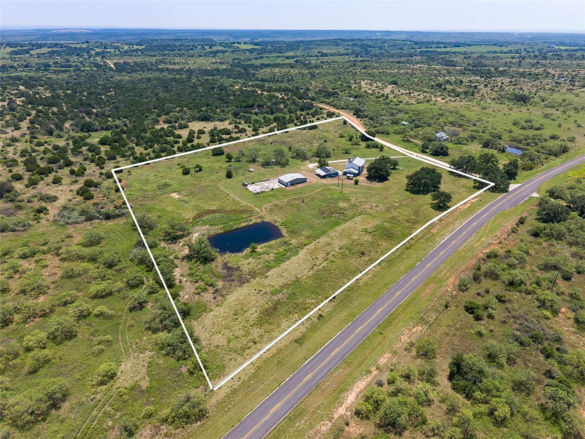 Single Family Residence For Sale in San Saba County , 151 County Road 133, Richland Springs, Texas 76871, 5 Bedroom, 2 Bathroom, 1 Garage spaces, 2,756 Sqft, built in 1998, mls#21340403, Real Estate Agent in Richland Springs, Homes For Sale in San Saba county, Homes For Sale in Richland Springs, Realtor in Richland Springs Texas, Real Estate Brokerage Independent Realty Texas, Luminita Cordes Realtor