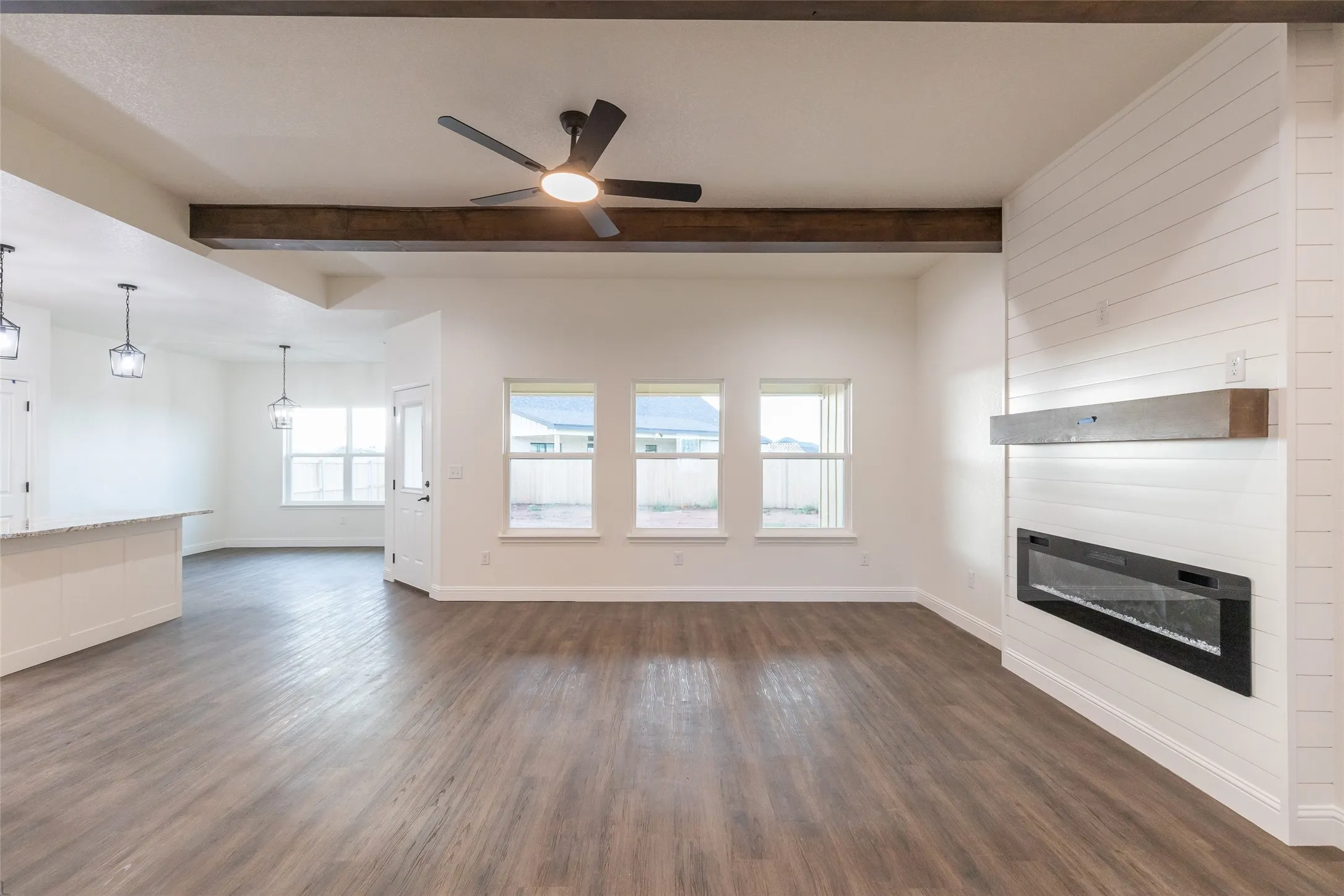 Single Family Residence For Sale in Taylor County , 7658 Wildflower Way, Abilene, Texas 79602, 3 Bedroom, 2 Bathroom, 2 Garage spaces, 1,763 Sqft, built in 2026, mls#21340978, Real Estate Agent in Abilene, Homes For Sale in Taylor county, Homes For Sale in Abilene, Realtor in Abilene Texas, Real Estate Brokerage Independent Realty Texas, Luminita Cordes Realtor
