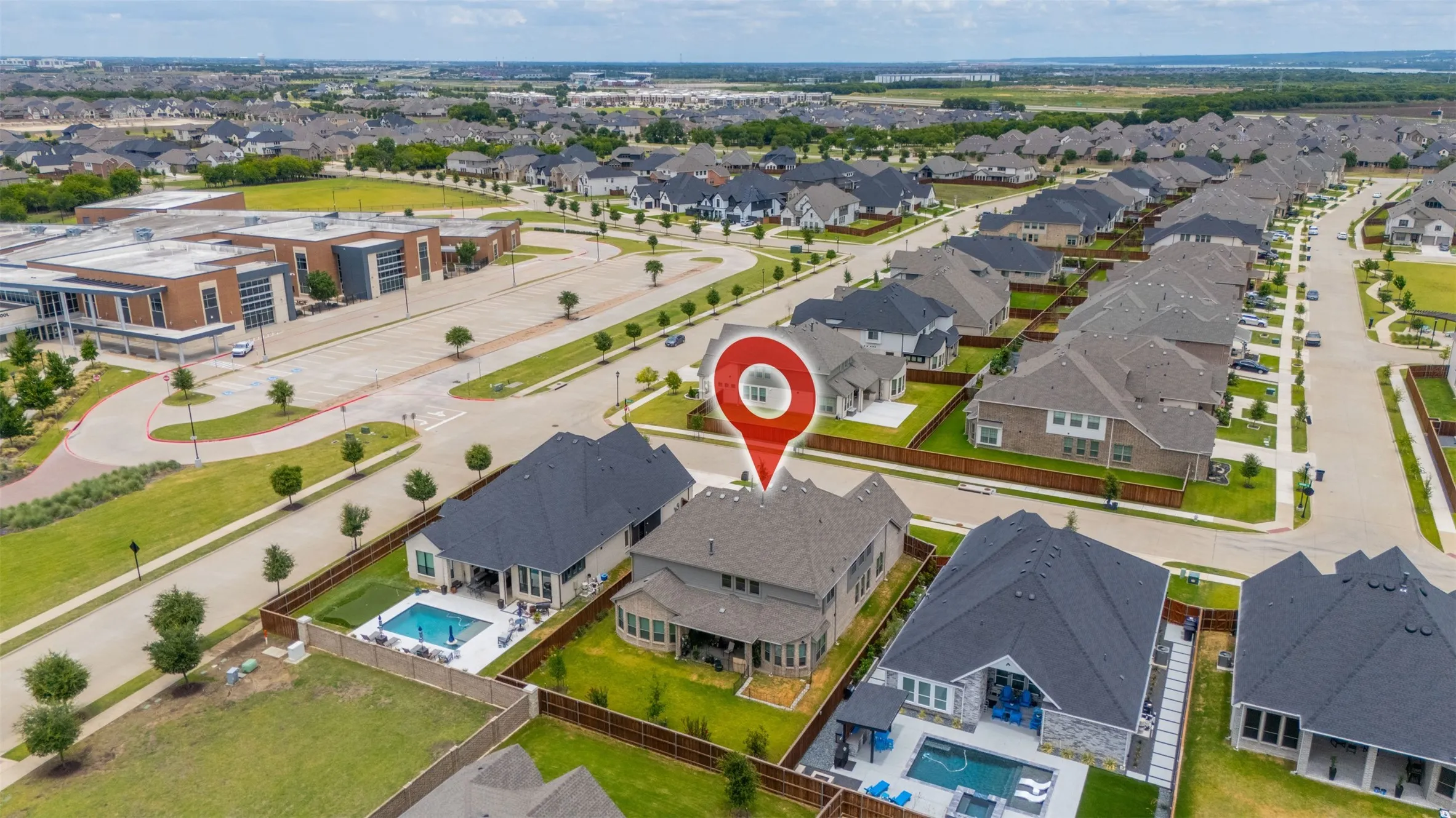 Single Family Residence For Sale in Johnson County , 2103 Horizon Drive, Mansfield, Texas 76063, 5 Bedroom, 4 Bathroom, 3 Garage spaces, 3,704 Sqft, built in 2023, mls#21331807, Real Estate Agent in Mansfield, Homes For Sale in Johnson county, Homes For Sale in Mansfield, Realtor in Mansfield Texas, Real Estate Brokerage Independent Realty Texas, Luminita Cordes Realtor
