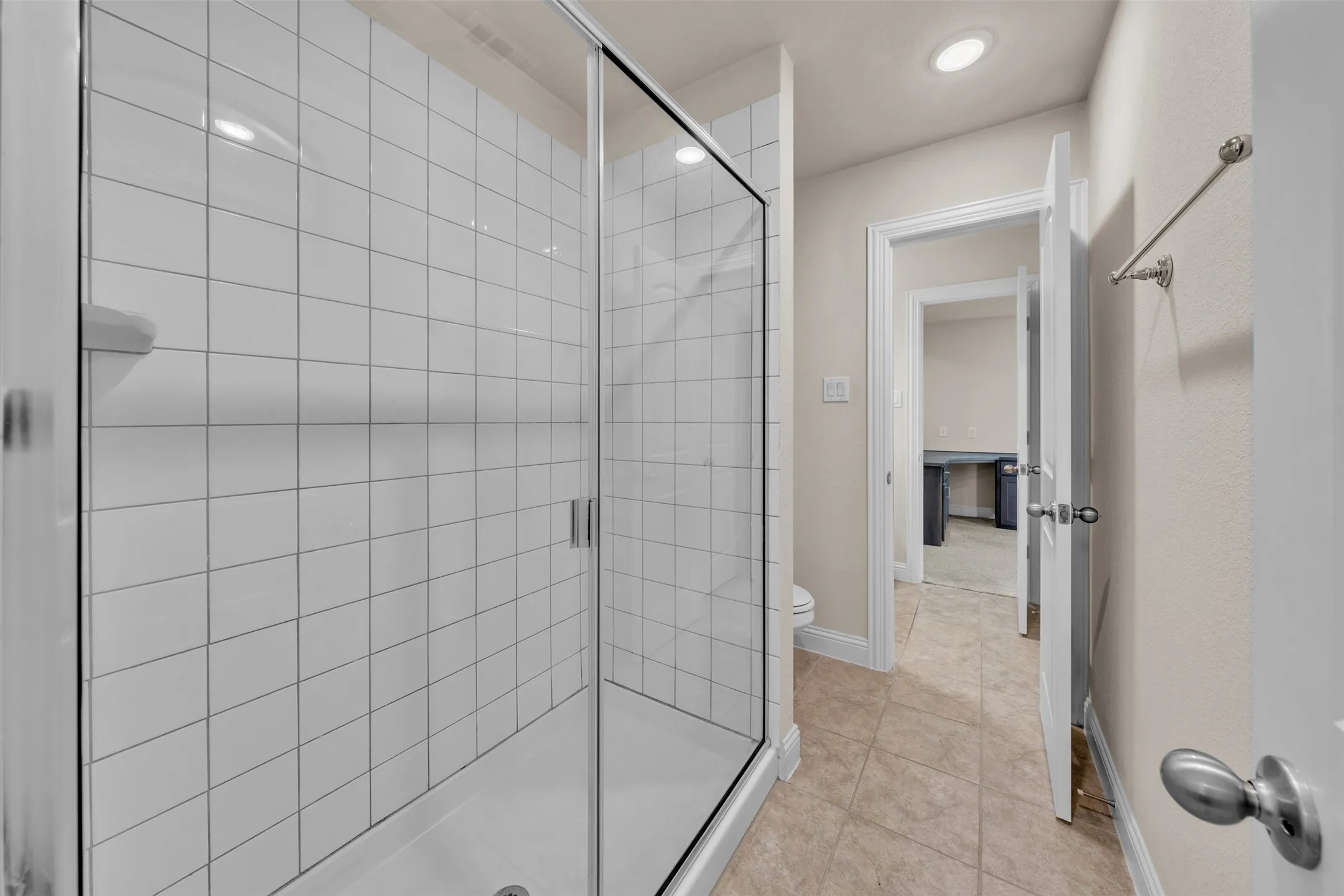 Single Family Residence For Sale in Johnson County , 2103 Horizon Drive, Mansfield, Texas 76063, 5 Bedroom, 4 Bathroom, 3 Garage spaces, 3,704 Sqft, built in 2023, mls#21331807, Real Estate Agent in Mansfield, Homes For Sale in Johnson county, Homes For Sale in Mansfield, Realtor in Mansfield Texas, Real Estate Brokerage Independent Realty Texas, Luminita Cordes Realtor