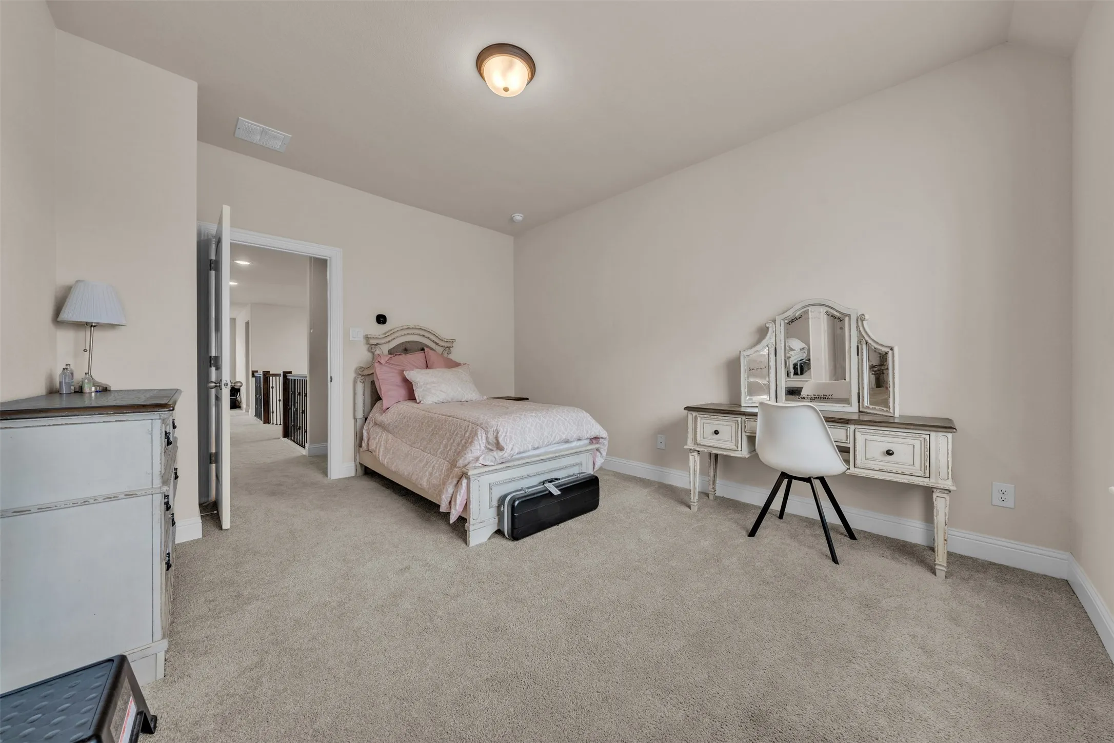 Single Family Residence For Sale in Johnson County , 2103 Horizon Drive, Mansfield, Texas 76063, 5 Bedroom, 4 Bathroom, 3 Garage spaces, 3,704 Sqft, built in 2023, mls#21331807, Real Estate Agent in Mansfield, Homes For Sale in Johnson county, Homes For Sale in Mansfield, Realtor in Mansfield Texas, Real Estate Brokerage Independent Realty Texas, Luminita Cordes Realtor
