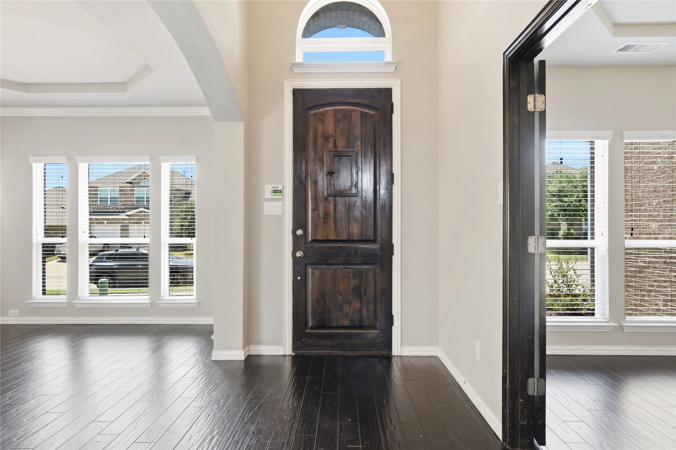 Single Family Residence For Sale in Ellis County , 2610 S Anson Road, Glenn Heights, Texas 75154, 5 Bedroom, 4 Bathroom, 2 Garage spaces, 5,003 Sqft, built in 2018, mls#21340269, Real Estate Agent in Glenn Heights, Homes For Sale in Ellis county, Homes For Sale in Glenn Heights, Realtor in Glenn Heights Texas, Real Estate Brokerage Independent Realty Texas, Luminita Cordes Realtor