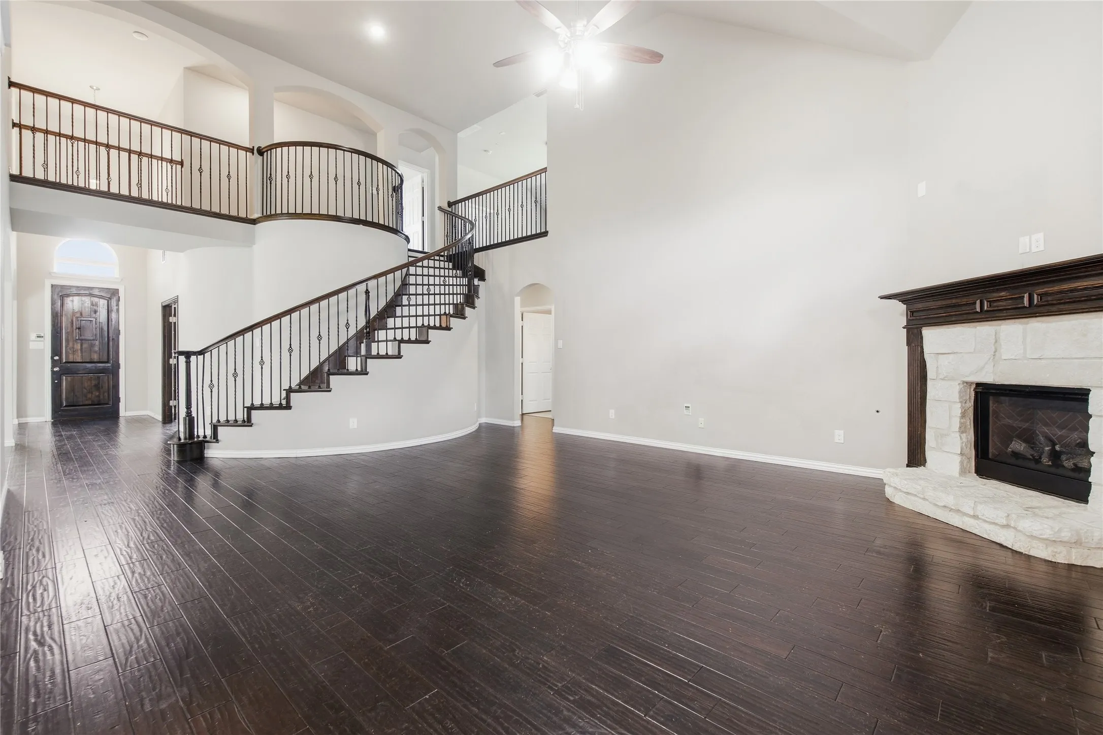 Single Family Residence For Sale in Ellis County , 2610 S Anson Road, Glenn Heights, Texas 75154, 5 Bedroom, 4 Bathroom, 2 Garage spaces, 5,003 Sqft, built in 2018, mls#21340269, Real Estate Agent in Glenn Heights, Homes For Sale in Ellis county, Homes For Sale in Glenn Heights, Realtor in Glenn Heights Texas, Real Estate Brokerage Independent Realty Texas, Luminita Cordes Realtor