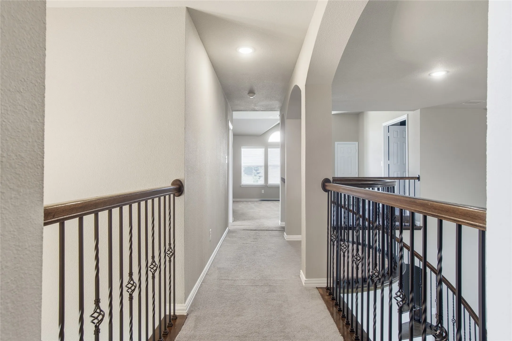 Single Family Residence For Sale in Ellis County , 2610 S Anson Road, Glenn Heights, Texas 75154, 5 Bedroom, 4 Bathroom, 2 Garage spaces, 5,003 Sqft, built in 2018, mls#21340269, Real Estate Agent in Glenn Heights, Homes For Sale in Ellis county, Homes For Sale in Glenn Heights, Realtor in Glenn Heights Texas, Real Estate Brokerage Independent Realty Texas, Luminita Cordes Realtor