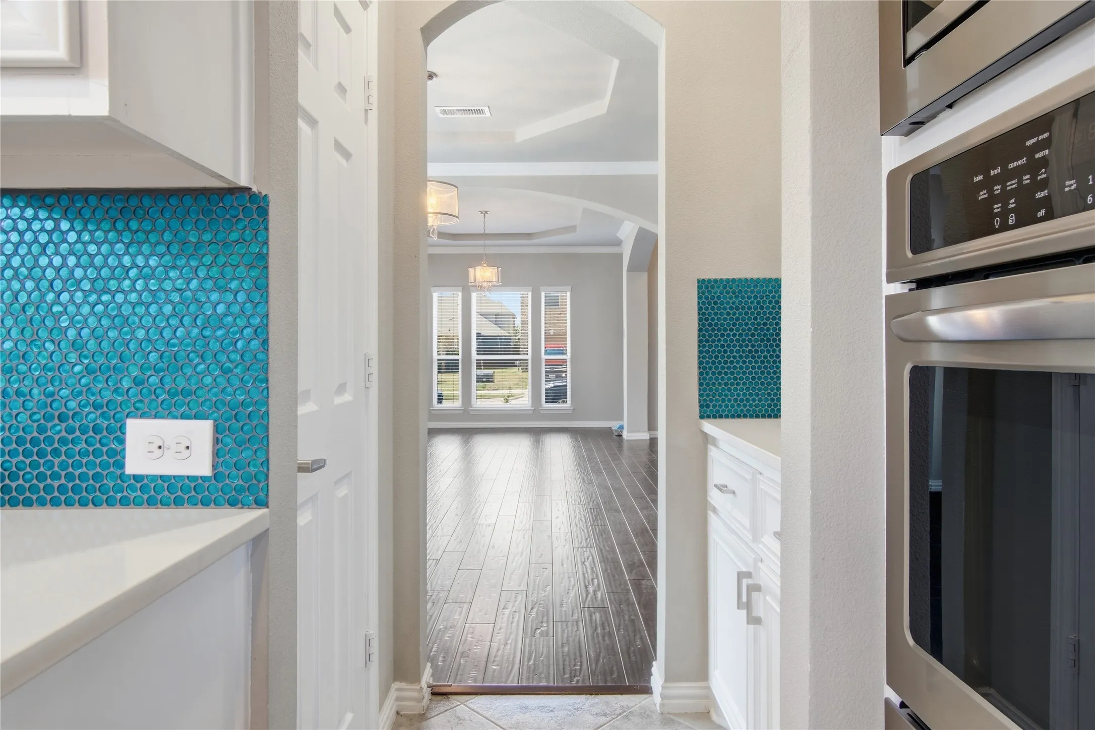 Single Family Residence For Sale in Ellis County , 2610 S Anson Road, Glenn Heights, Texas 75154, 5 Bedroom, 4 Bathroom, 2 Garage spaces, 5,003 Sqft, built in 2018, mls#21340269, Real Estate Agent in Glenn Heights, Homes For Sale in Ellis county, Homes For Sale in Glenn Heights, Realtor in Glenn Heights Texas, Real Estate Brokerage Independent Realty Texas, Luminita Cordes Realtor