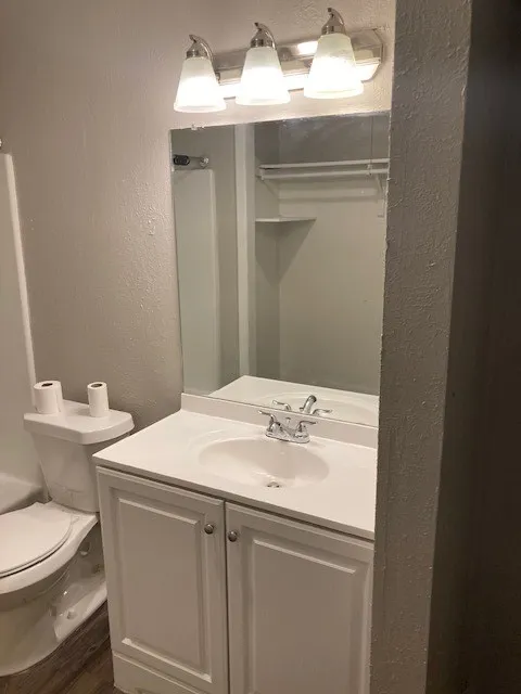 Condominium For Rent in Dallas County , 9696 Walnut Street 1713, Dallas, Texas 75243, 1 Bedroom, 1 Bathroom, Garage spaces, 730 Sqft, built in 1981, mls#21340986, Real Estate Agent in Dallas, Homes For Rent in Dallas county, Homes For Rent in Dallas, Realtor in Dallas Texas, Real Estate Brokerage Independent Realty Texas, Luminita Cordes Realtor