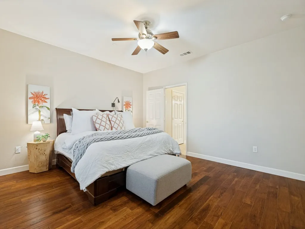 Townhouse For Sale in Collin County , 9900 Rockwall Road, Plano, Texas 75025, 2 Bedroom, 2 Bathroom, 2 Garage spaces, 1,557 Sqft, built in 2003, mls#21340073, Real Estate Agent in Plano, Homes For Sale in Collin county, Homes For Sale in Plano, Realtor in Plano Texas, Real Estate Brokerage Independent Realty Texas, Luminita Cordes Realtor