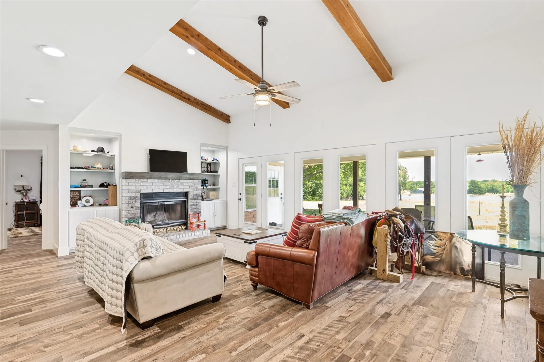 Farm For Sale in Grayson County , 76 Spout Springs Road, Pottsboro, Texas 75076, 3 Bedrooms, 2 Bathrooms, 2 Garage spaces, 2,064 Sqft, built in 1990, Price $1,750,000, mls#21327940, Real Estate Agent in Pottsboro, Homes For Sale in Grayson county, Homes For Sale in Pottsboro, Realtor in Pottsboro Texas, Real Estate Brokerage Independent Realty Texas, Luminita Cordes Realtor
