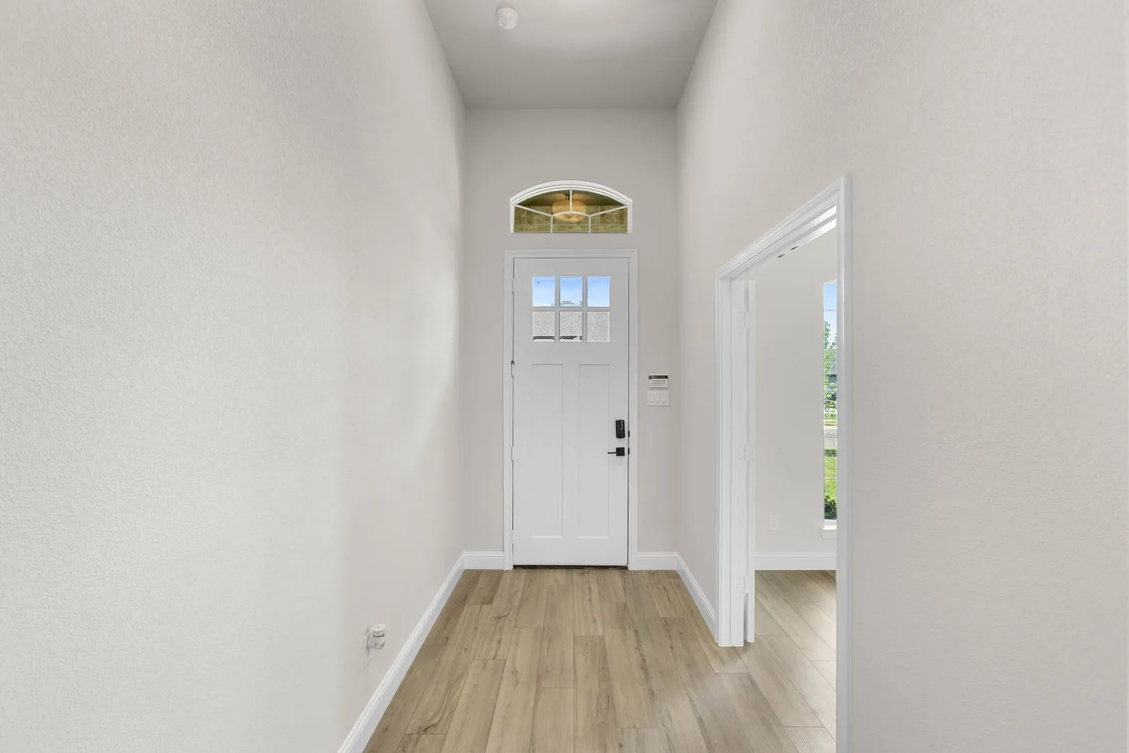 DFW-Coyote Crossing-Concept 2622-121 Mikasi Street-Entry-Risewell Homes-1