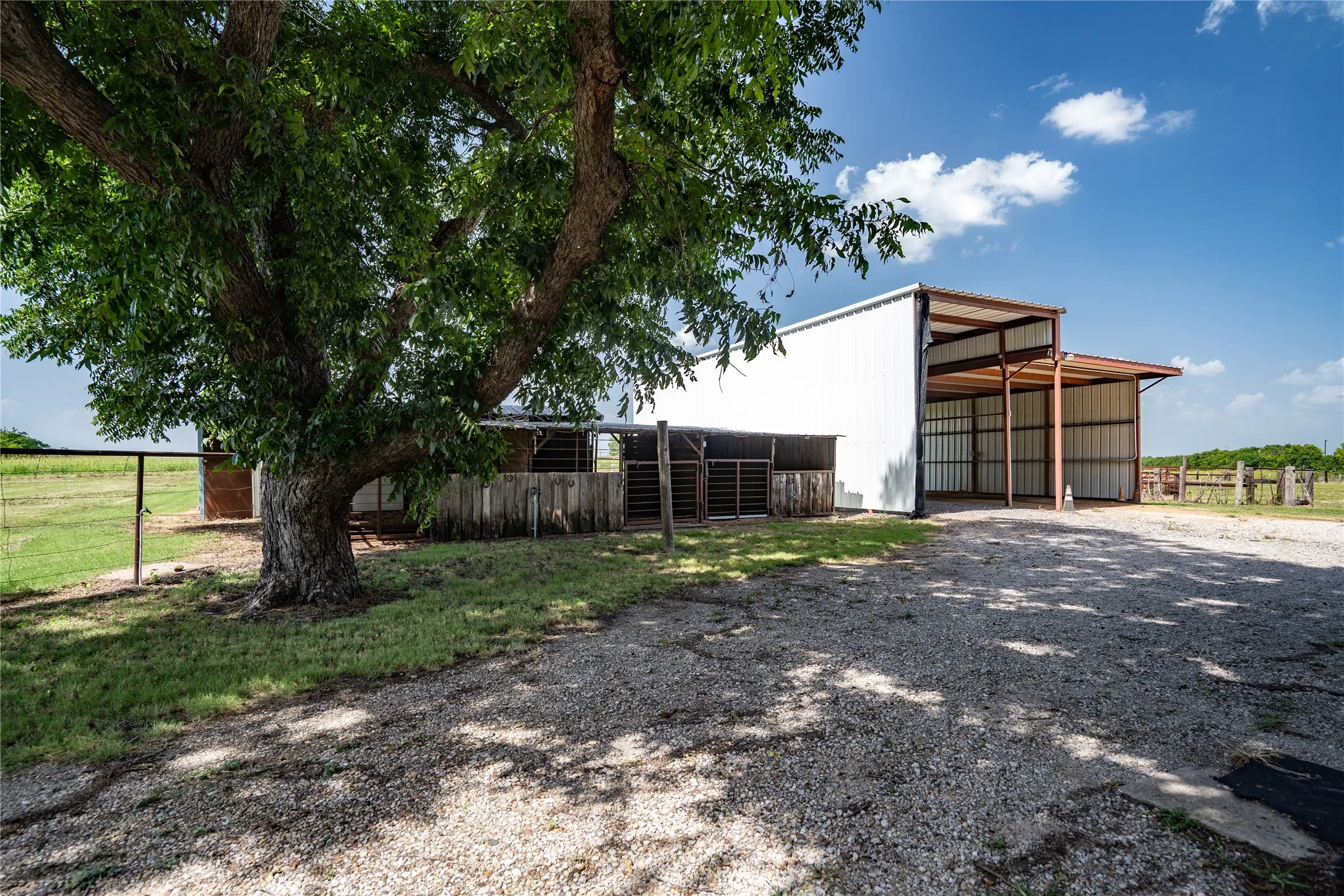 horse barn