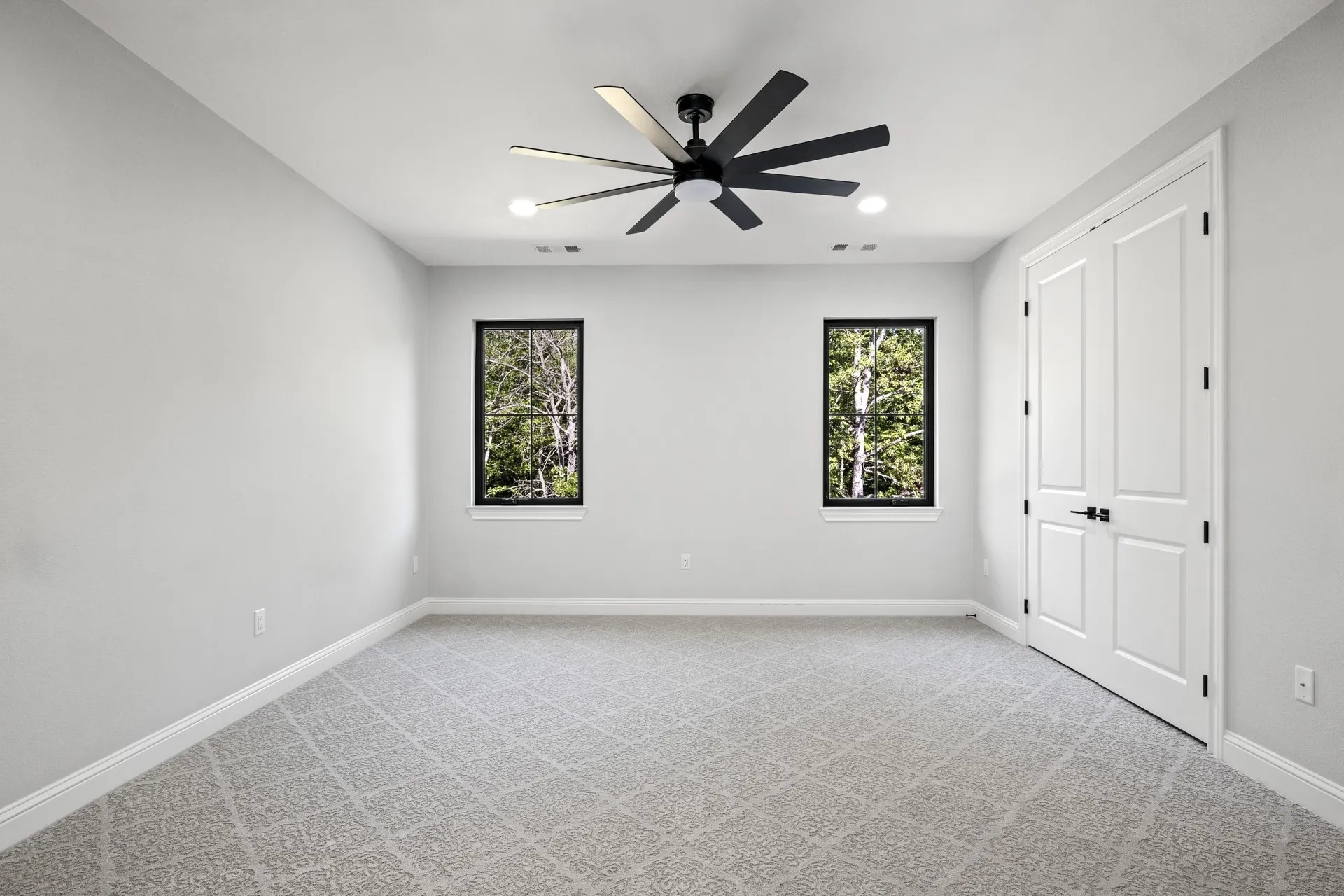 Single Family Residence For Sale in Titus County , 1013 County Road 4420, Mt Pleasant, Texas 75455, 4 Bedrooms, 4 Bathrooms, 2 Garage spaces, 3,819 Sqft, built in 2023, Price $759,000, mls#21341016, Real Estate Agent in Mt Pleasant, Homes For Sale in Titus county, Homes For Sale in Mt Pleasant, Realtor in Mt Pleasant Texas, Real Estate Brokerage Independent Realty Texas, Luminita Cordes Realtor