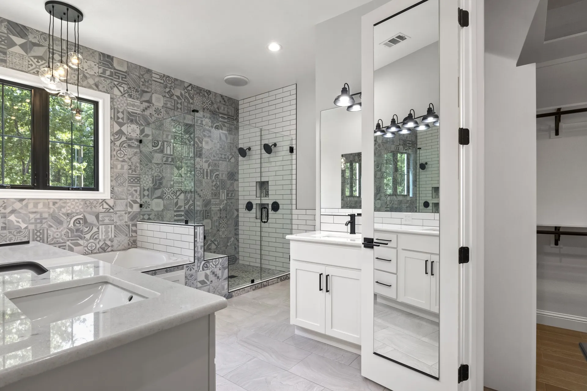 Single Family Residence For Sale in Titus County , 1013 County Road 4420, Mt Pleasant, Texas 75455, 4 Bedrooms, 4 Bathrooms, 2 Garage spaces, 3,819 Sqft, built in 2023, Price $759,000, mls#21341016, Real Estate Agent in Mt Pleasant, Homes For Sale in Titus county, Homes For Sale in Mt Pleasant, Realtor in Mt Pleasant Texas, Real Estate Brokerage Independent Realty Texas, Luminita Cordes Realtor
