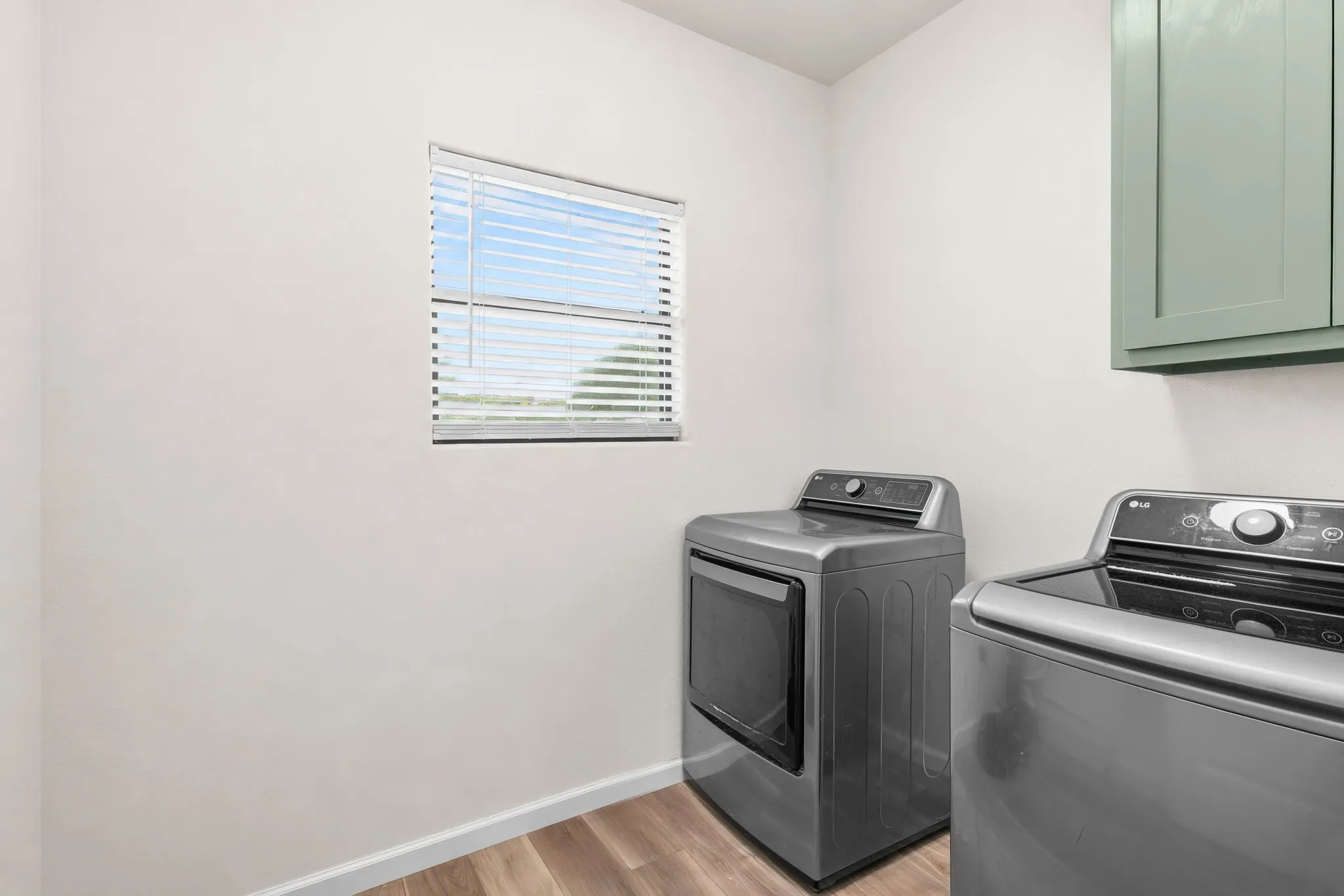 Single Family Residence For Sale in Mc Lennan County , 304 E Adams Street, Riesel, Texas 76682, 3 Bedroom, 3 Bathroom, 2 Garage spaces, 1,668 Sqft, built in 2023, mls#21340671, Real Estate Agent in Riesel, Homes For Sale in Mc Lennan county, Homes For Sale in Riesel, Realtor in Riesel Texas, Real Estate Brokerage Independent Realty Texas, Luminita Cordes Realtor
