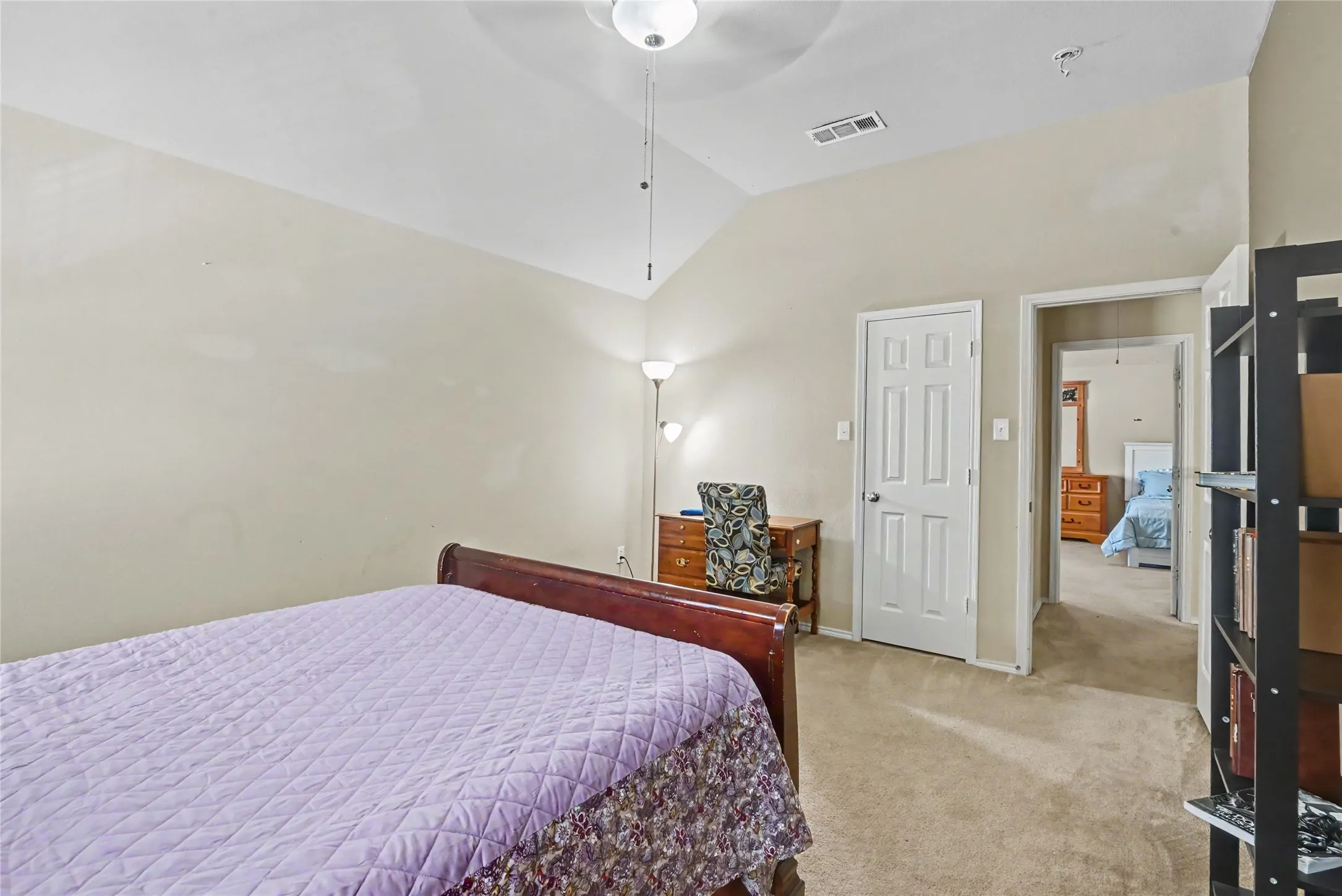 Single Family Residence For Sale in Tarrant County , 1201 Nighthawk Road, Fort Worth, Texas 76108, 4 Bedroom, 3 Bathroom, 2 Garage spaces, 3,116 Sqft, built in 2008, mls#21337596, Real Estate Agent in Fort Worth, Homes For Sale in Tarrant county, Homes For Sale in Fort Worth, Realtor in Fort Worth Texas, Real Estate Brokerage Independent Realty Texas, Luminita Cordes Realtor