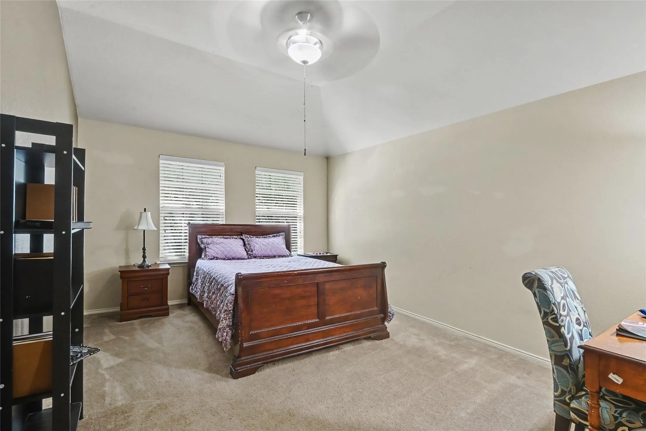 Single Family Residence For Sale in Tarrant County , 1201 Nighthawk Road, Fort Worth, Texas 76108, 4 Bedroom, 3 Bathroom, 2 Garage spaces, 3,116 Sqft, built in 2008, mls#21337596, Real Estate Agent in Fort Worth, Homes For Sale in Tarrant county, Homes For Sale in Fort Worth, Realtor in Fort Worth Texas, Real Estate Brokerage Independent Realty Texas, Luminita Cordes Realtor