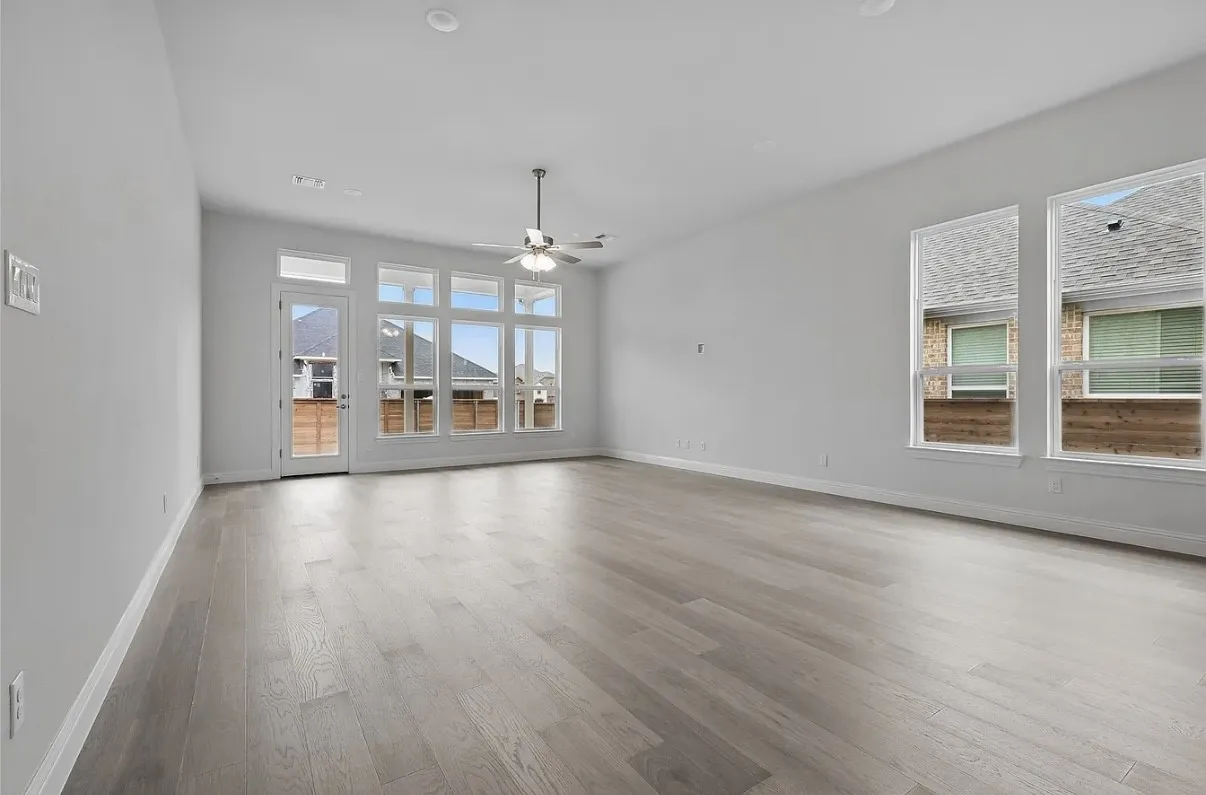 Single Family Residence For Sale in Dallas County , 1804 Night Owl Way, Mesquite, Texas 75181, 3 Bedroom, 2 Bathroom, 2 Garage spaces, 2,248 Sqft, built in 2024, mls#21340982, Real Estate Agent in Mesquite, Homes For Sale in Dallas county, Homes For Sale in Mesquite, Realtor in Mesquite Texas, Real Estate Brokerage Independent Realty Texas, Luminita Cordes Realtor