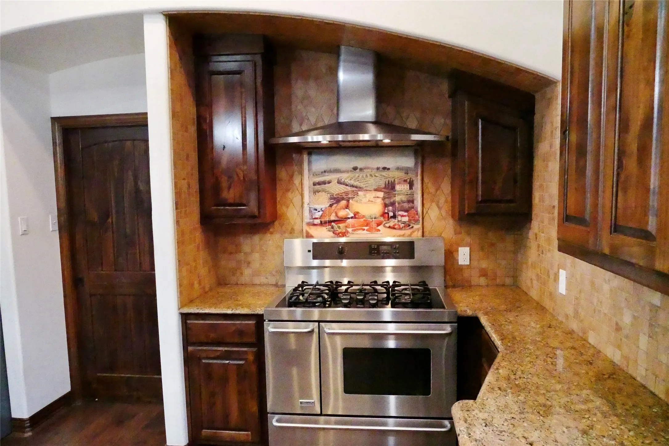 Farm For Sale in Hood County , 3200 Meander Road, Granbury, Texas 76049, 4 Bedrooms, 4 Bathrooms, 3 Garage spaces, 4,400 Sqft, built in 2005, Price $3,695,987, mls#21340281, Real Estate Agent in Granbury, Homes For Sale in Hood county, Homes For Sale in Granbury, Realtor in Granbury Texas, Real Estate Brokerage Independent Realty Texas, Luminita Cordes Realtor