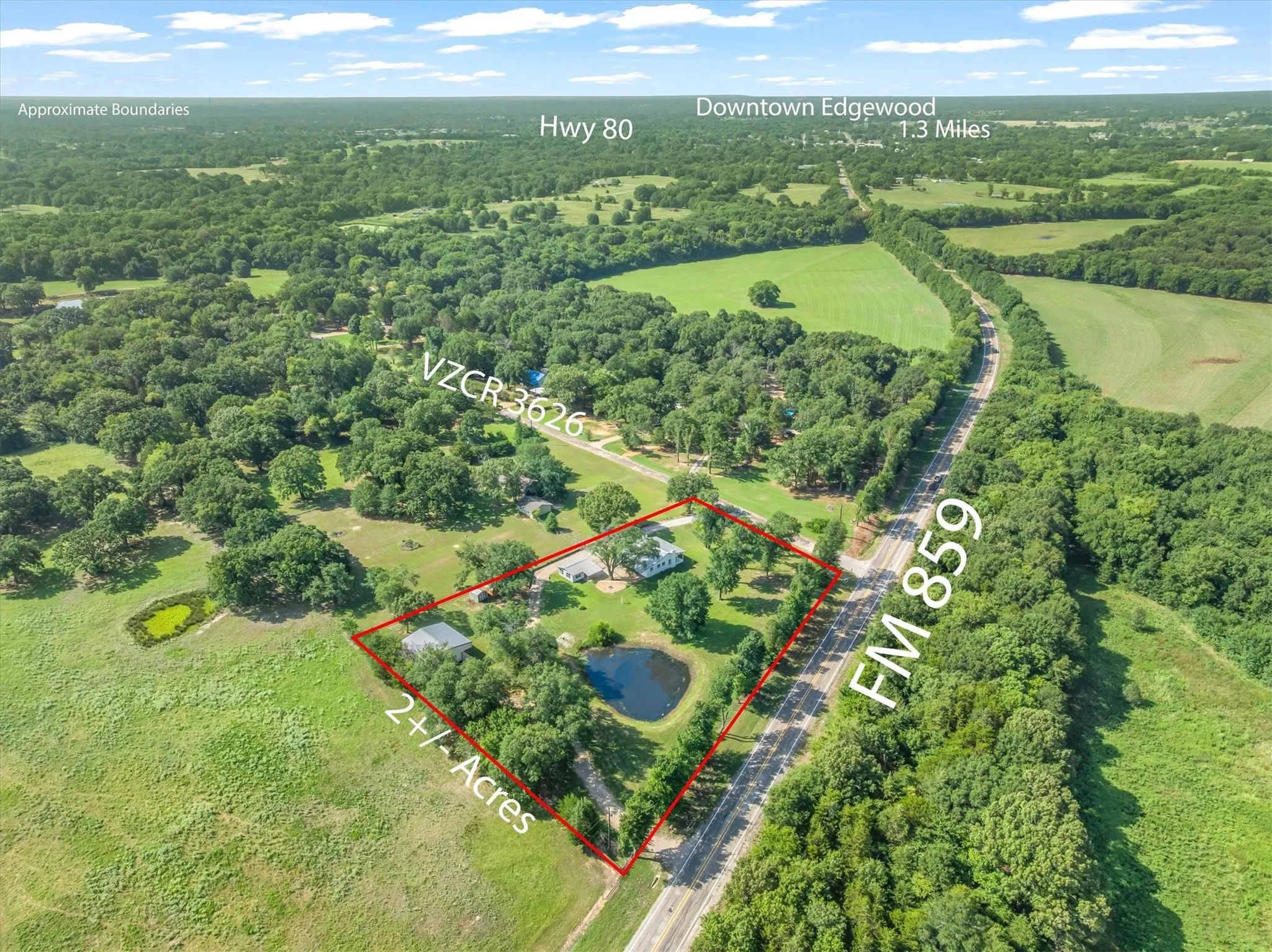Single Family Residence For Sale in Van Zandt County , 111 VZ County Road 3626, Edgewood, Texas 75117, 3 Bedroom, 1 Bathroom, Garage spaces, 1,444 Sqft, built in 1980, mls#21315154, Real Estate Agent in Edgewood, Homes For Sale in Van Zandt county, Homes For Sale in Edgewood, Realtor in Edgewood Texas, Real Estate Brokerage Independent Realty Texas, Luminita Cordes Realtor