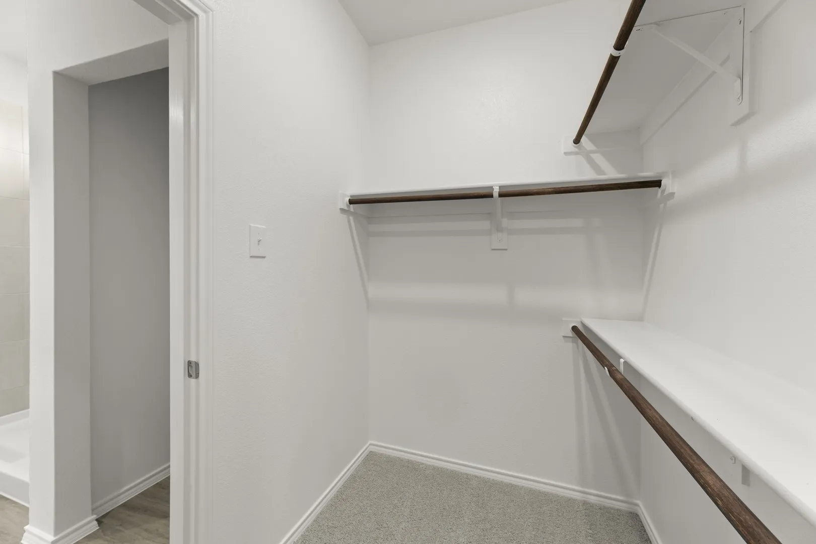 24. 1609 Potomac - Closet