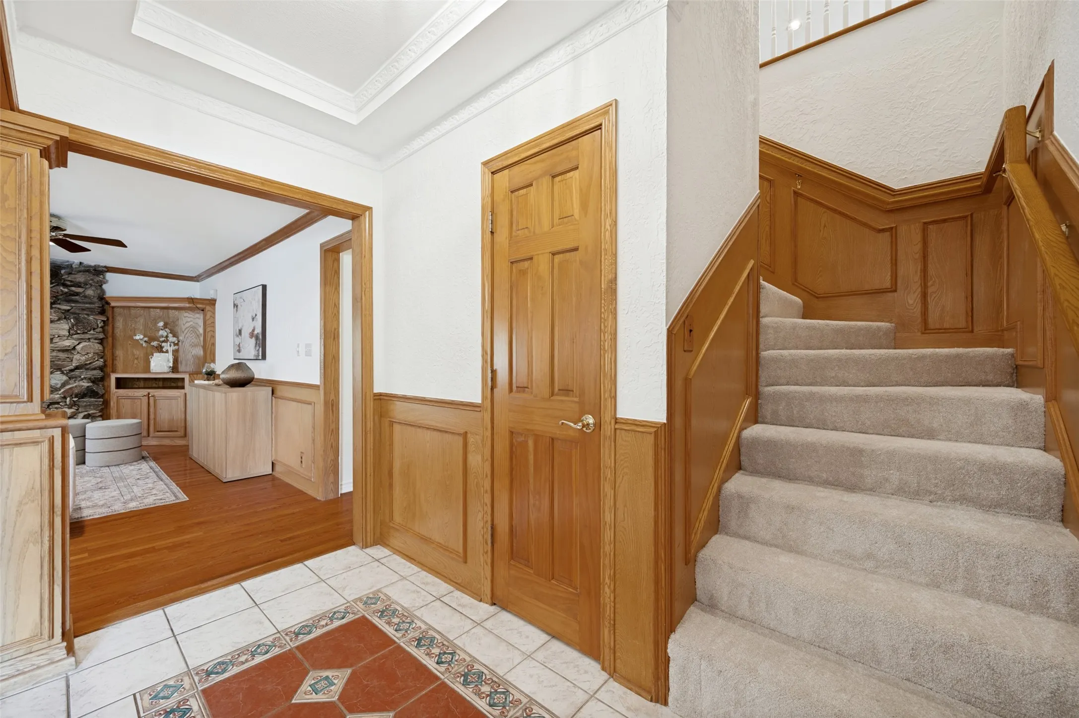Single Family Residence For Sale in Collin County , 337 Ridgebriar Drive, Richardson, Texas 75080, 3 Bedroom, 3 Bathroom, 2 Garage spaces, 3,213 Sqft, built in 1972, mls#21334619, Real Estate Agent in Richardson, Homes For Sale in Collin county, Homes For Sale in Richardson, Realtor in Richardson Texas, Real Estate Brokerage Independent Realty Texas, Luminita Cordes Realtor