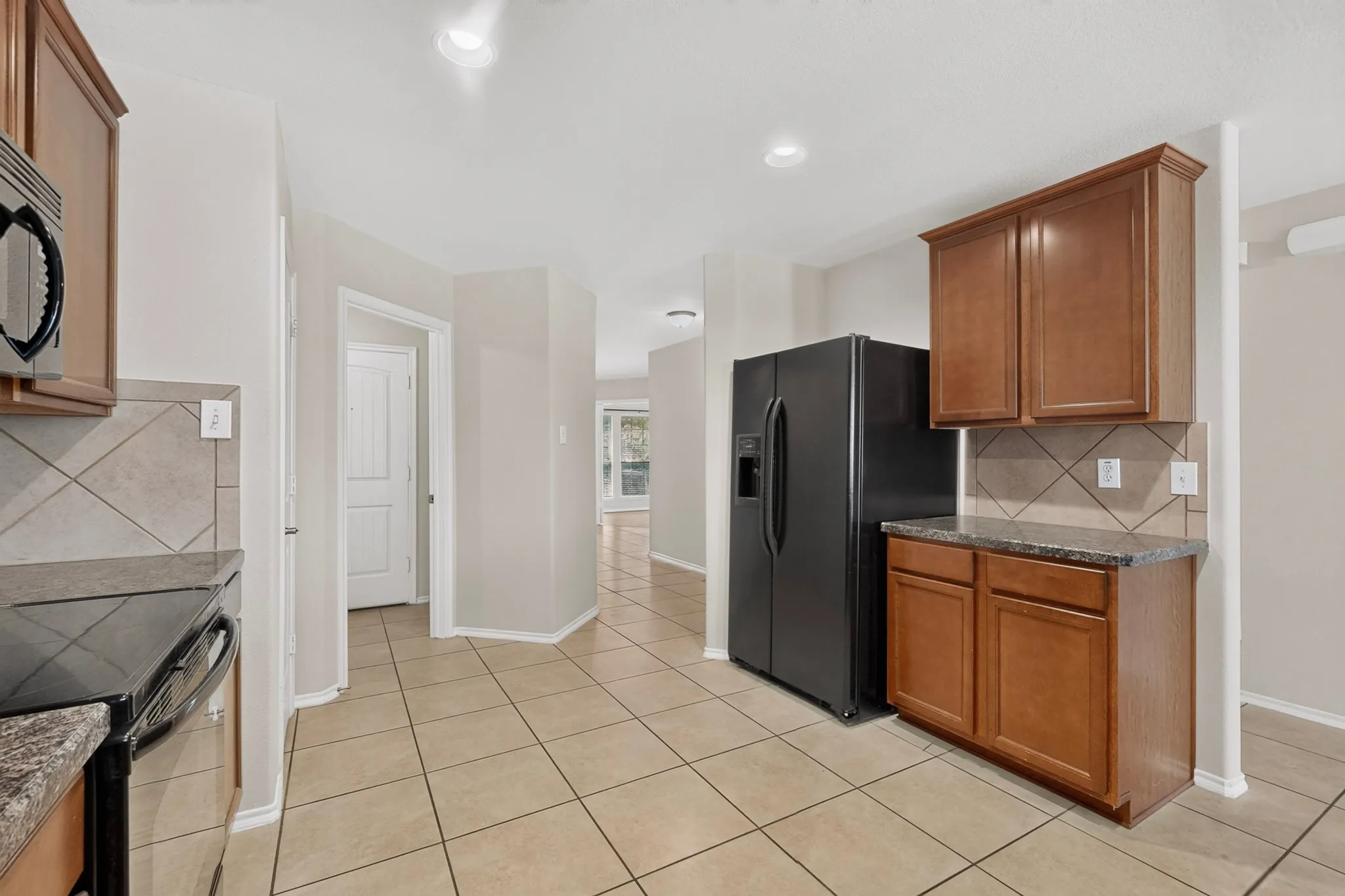 Single Family Residence For Rent in Kaufman County , 2011 Samantha Lane, Heartland, Texas 75126, 3 Bedroom, 2 Bathroom, 2 Garage spaces, 1,869 Sqft, built in 2009, mls#21341076, Real Estate Agent in Heartland, Homes For Rent in Kaufman county, Homes For Rent in Heartland, Realtor in Heartland Texas, Real Estate Brokerage Independent Realty Texas, Luminita Cordes Realtor