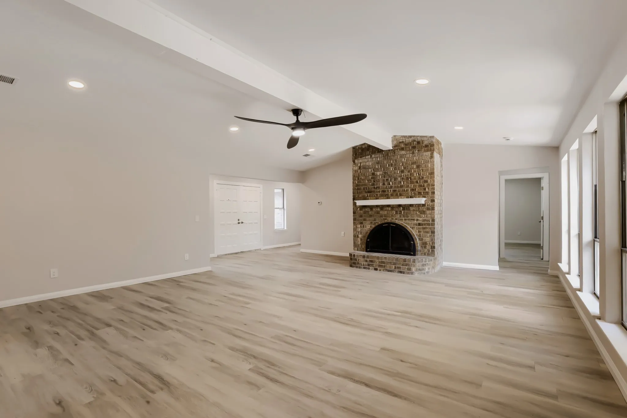 Single Family Residence For Sale in Collin County , 2000 Macao Place, Plano, Texas 75075, 3 Bedroom, 2 Bathroom, 2 Garage spaces, 1,972 Sqft, built in 1974, mls#21338769, Real Estate Agent in Plano, Homes For Sale in Collin county, Homes For Sale in Plano, Realtor in Plano Texas, Real Estate Brokerage Independent Realty Texas, Luminita Cordes Realtor