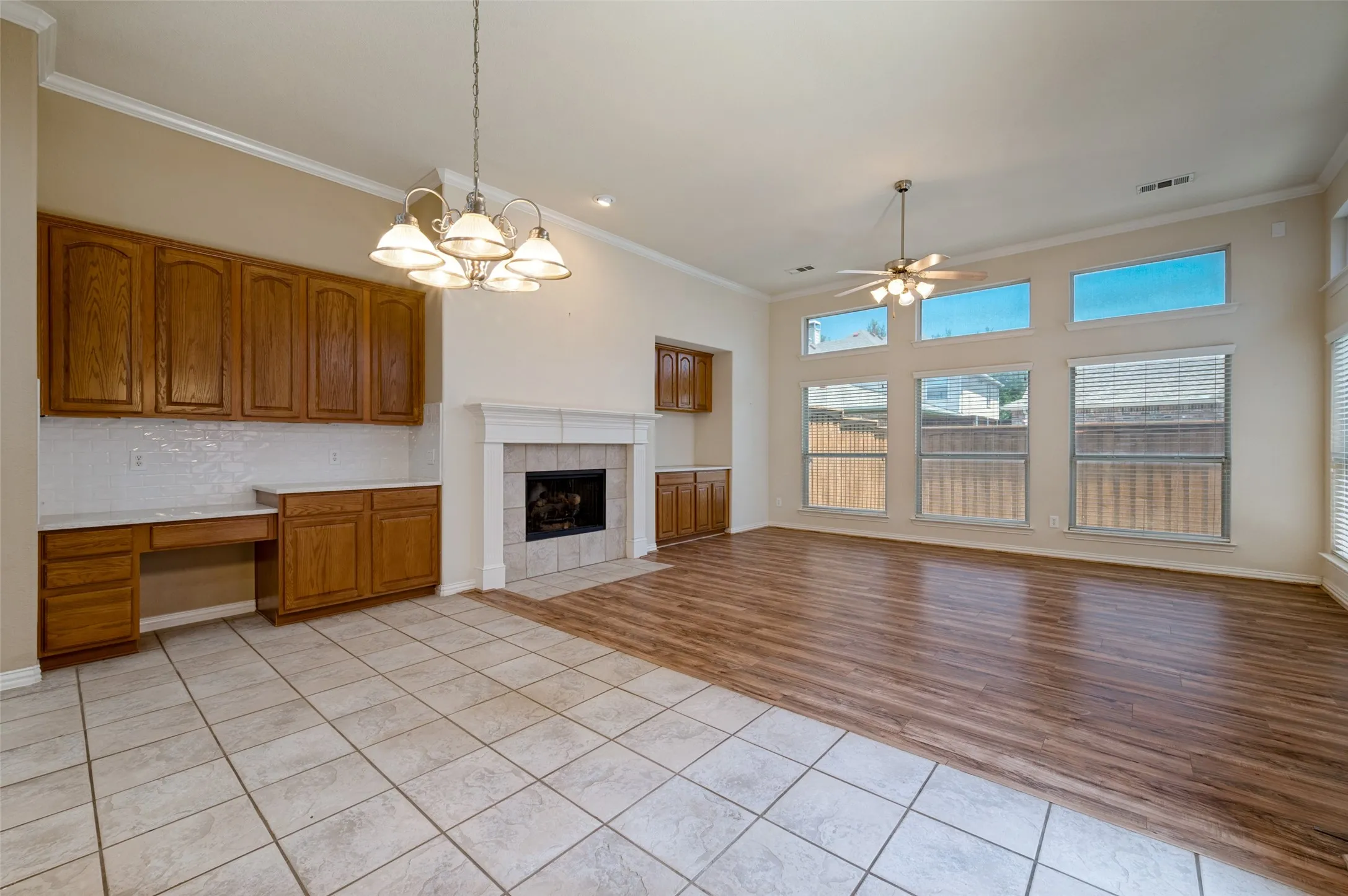 Single Family Residence For Sale in Collin County , 4582 ROCK CREEK Lane, Frisco, Texas 75034, 3 Bedroom, 2 Bathroom, 2 Garage spaces, 1,967 Sqft, built in 2004, mls#21335758, Real Estate Agent in Frisco, Homes For Sale in Collin county, Homes For Sale in Frisco, Realtor in Frisco Texas, Real Estate Brokerage Independent Realty Texas, Luminita Cordes Realtor